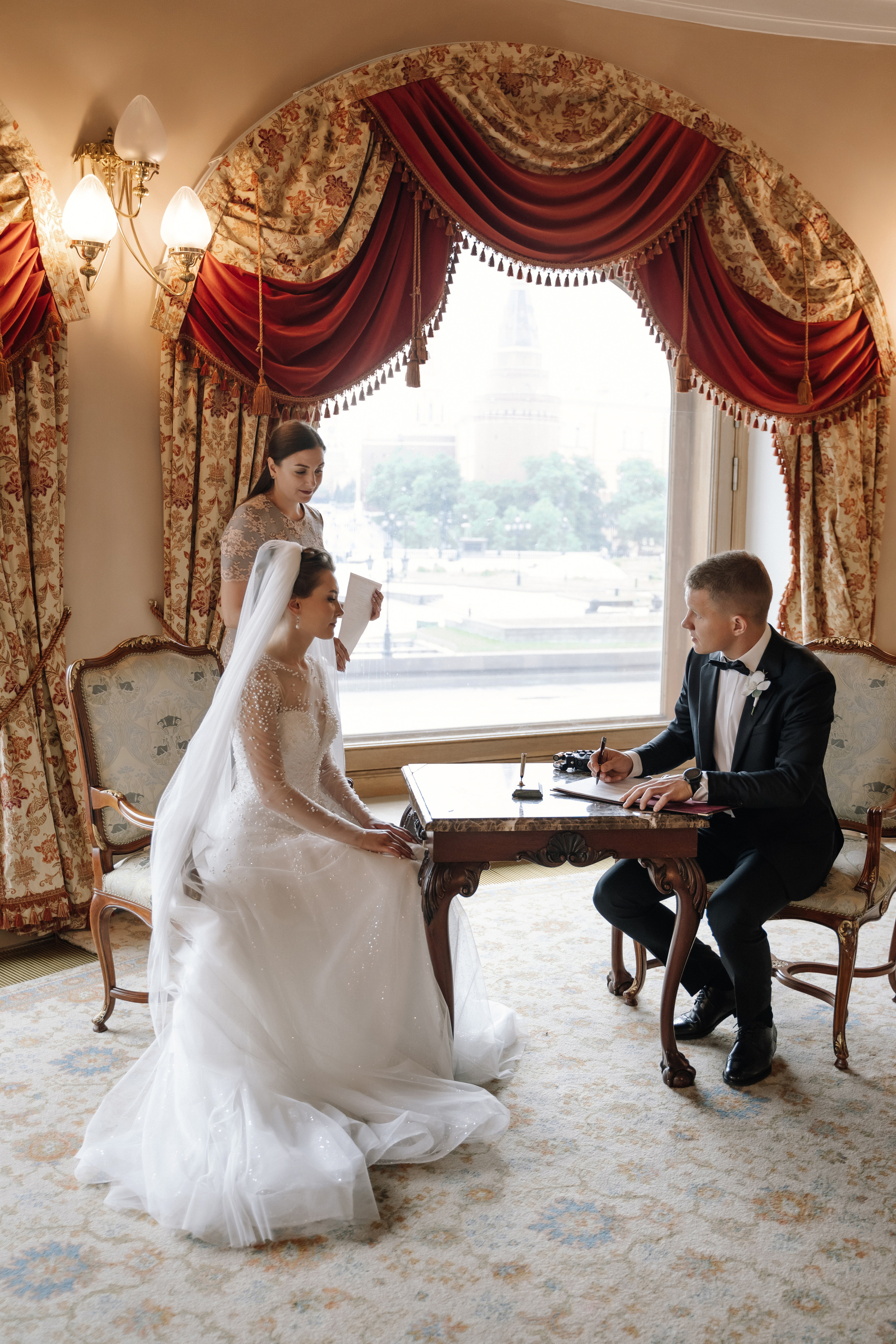 День 1. Все по-классике. Фотограф Ксения Тимченко. Бережно к вам и вашим чувствам