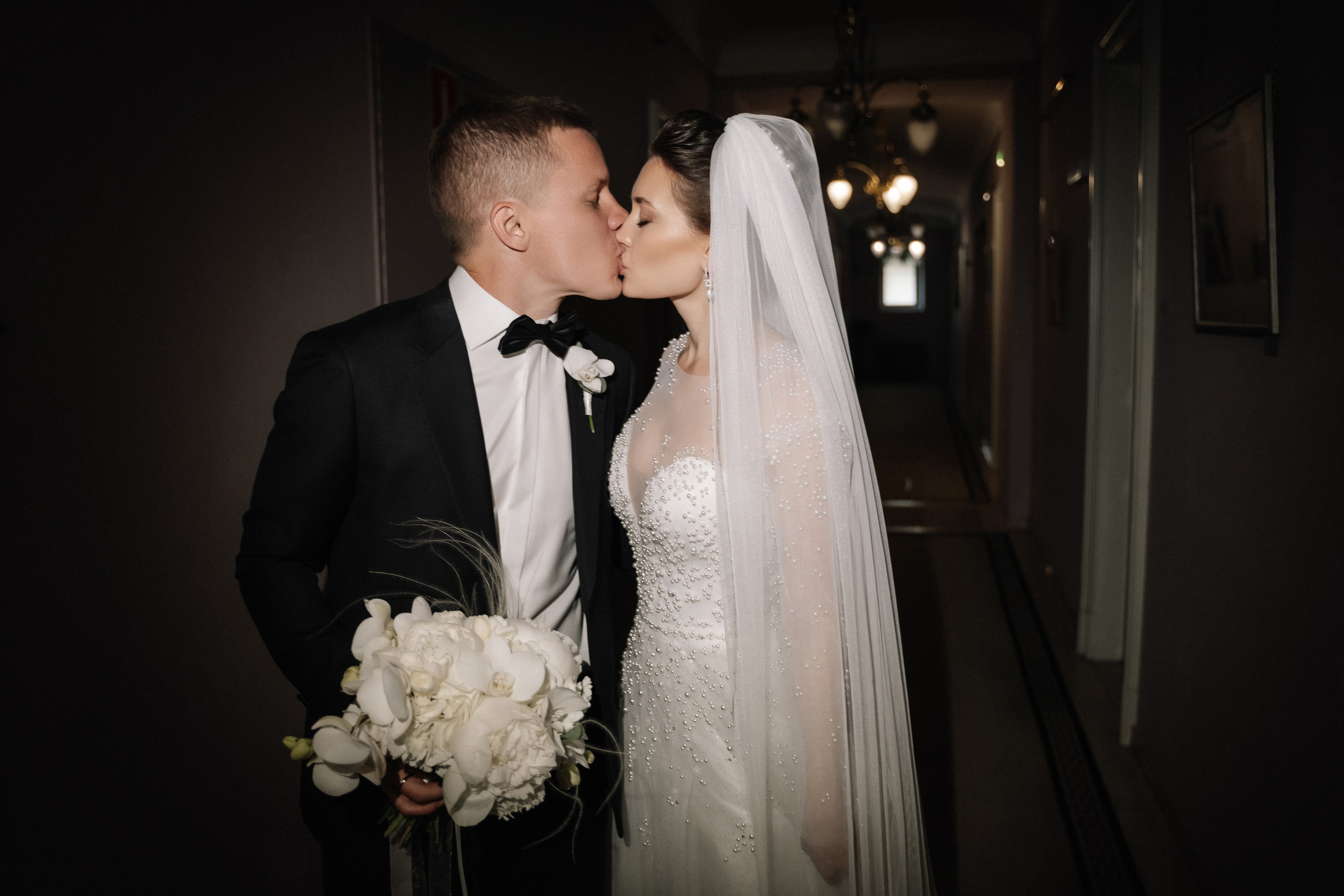 День 1. Все по-классике. Фотограф Ксения Тимченко. Бережно к вам и вашим чувствам