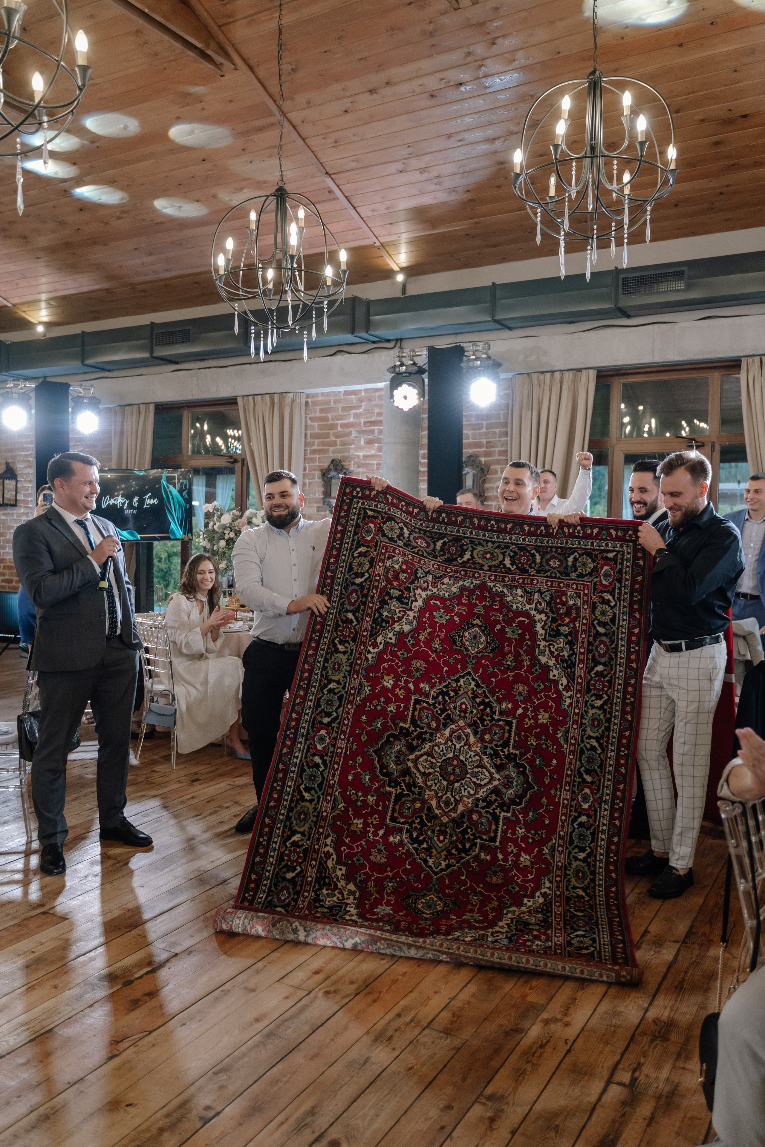 Счастье под дождем. Фотограф Ксения Тимченко. Бережно к вам и вашим чувствам