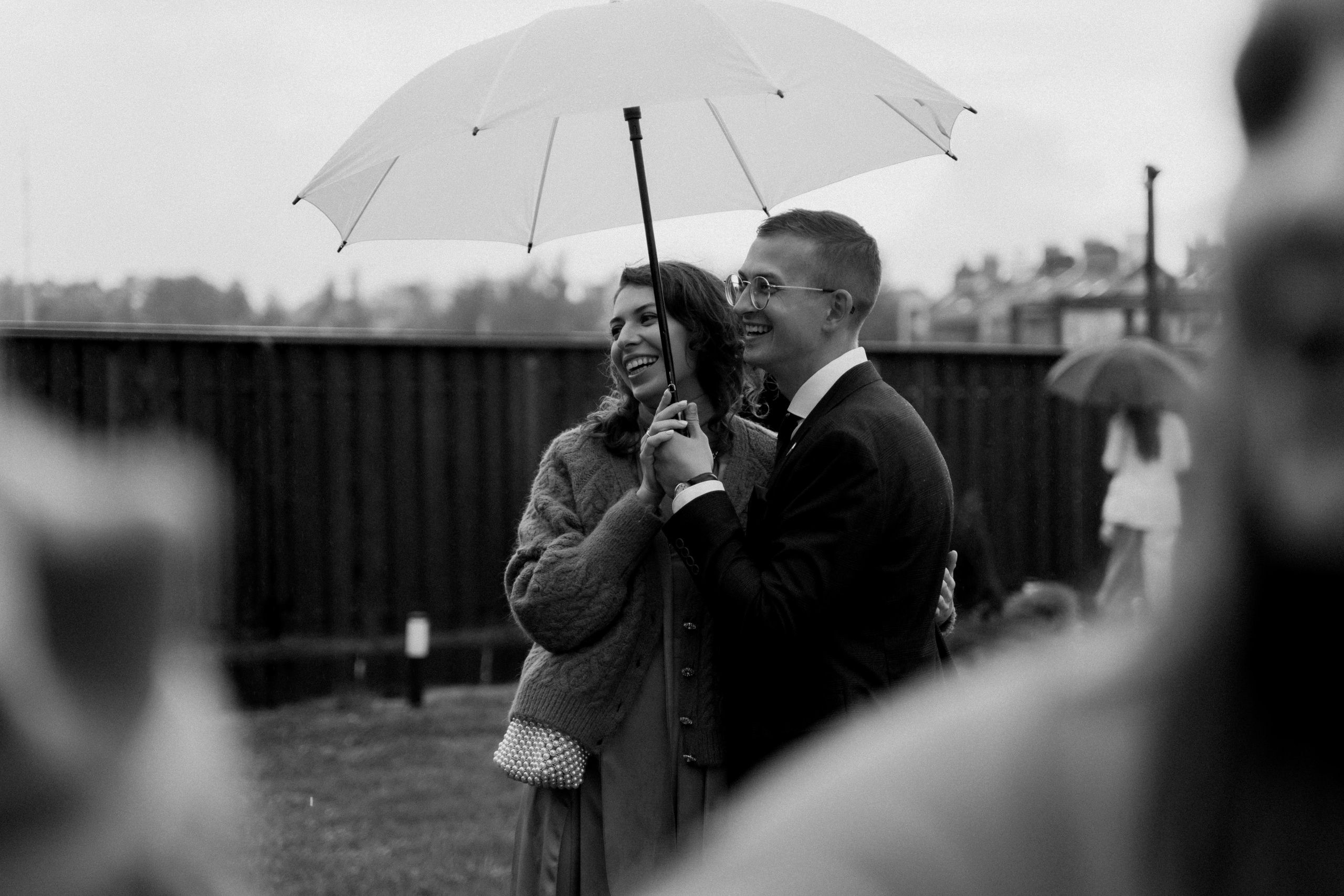 Счастье под дождем. Фотограф Ксения Тимченко. Бережно к вам и вашим чувствам