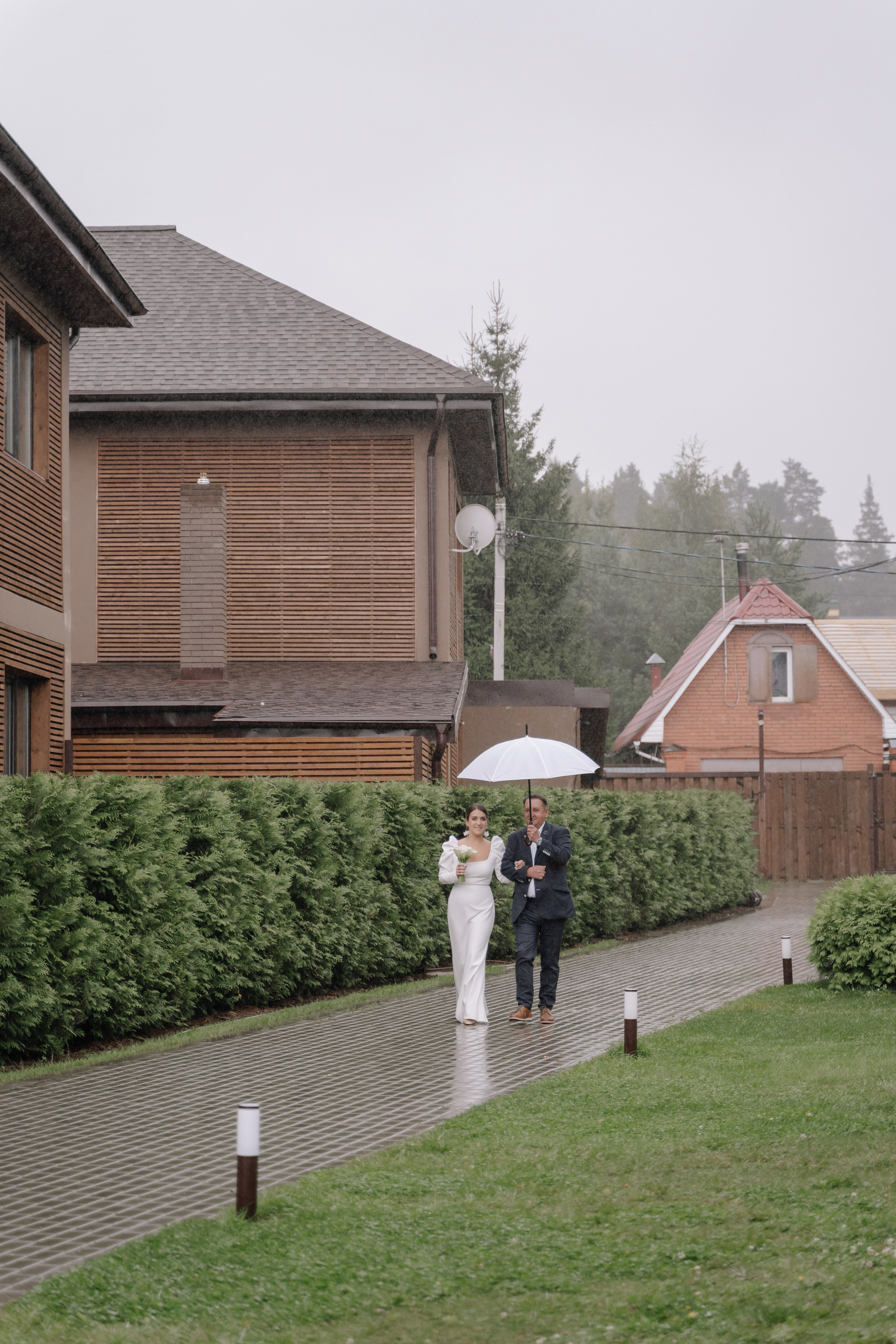 Счастье под дождем. Фотограф Ксения Тимченко. Бережно к вам и вашим чувствам