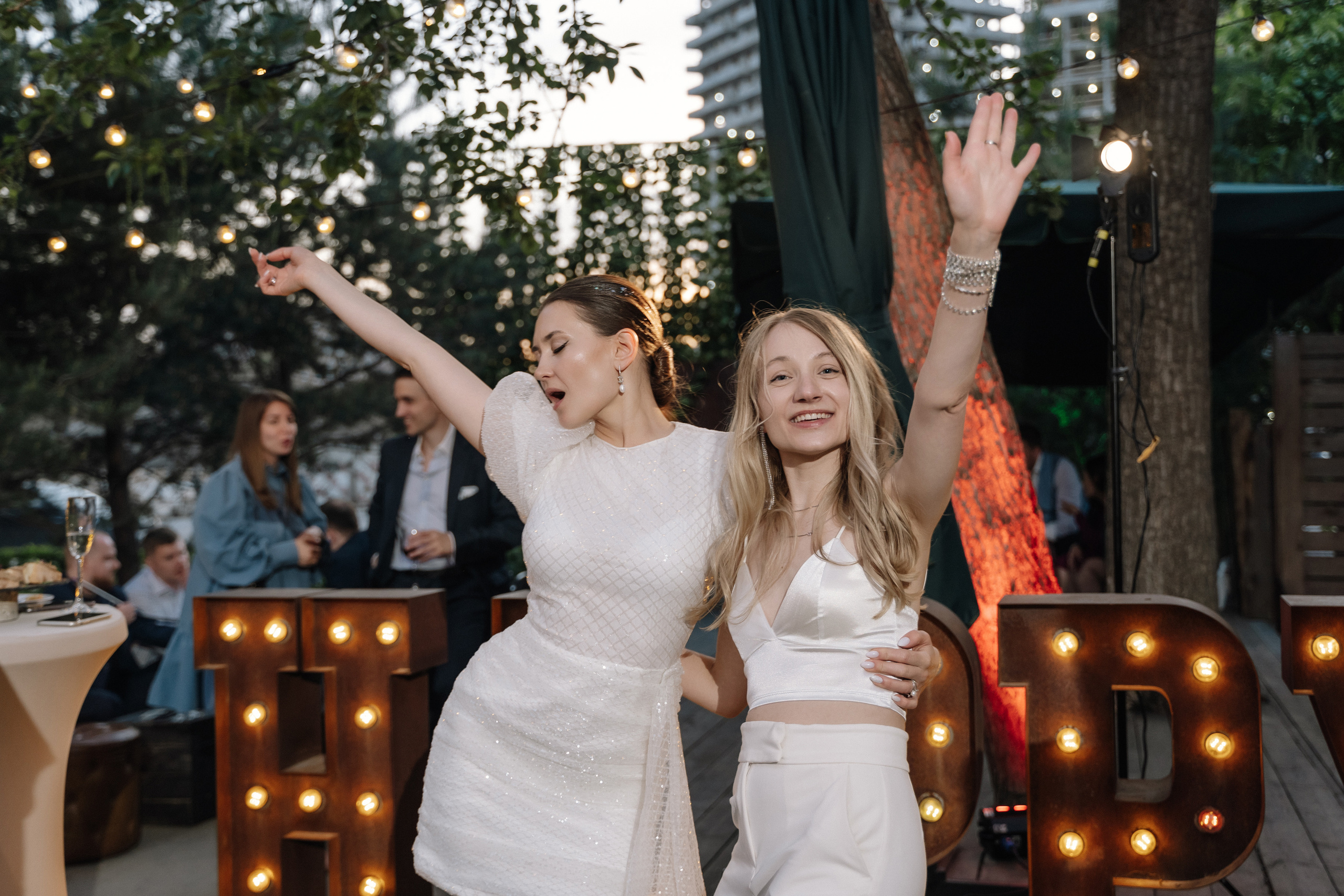 День 2. Вечериночка. Фотограф Ксения Тимченко. Бережно к вам и вашим чувствам