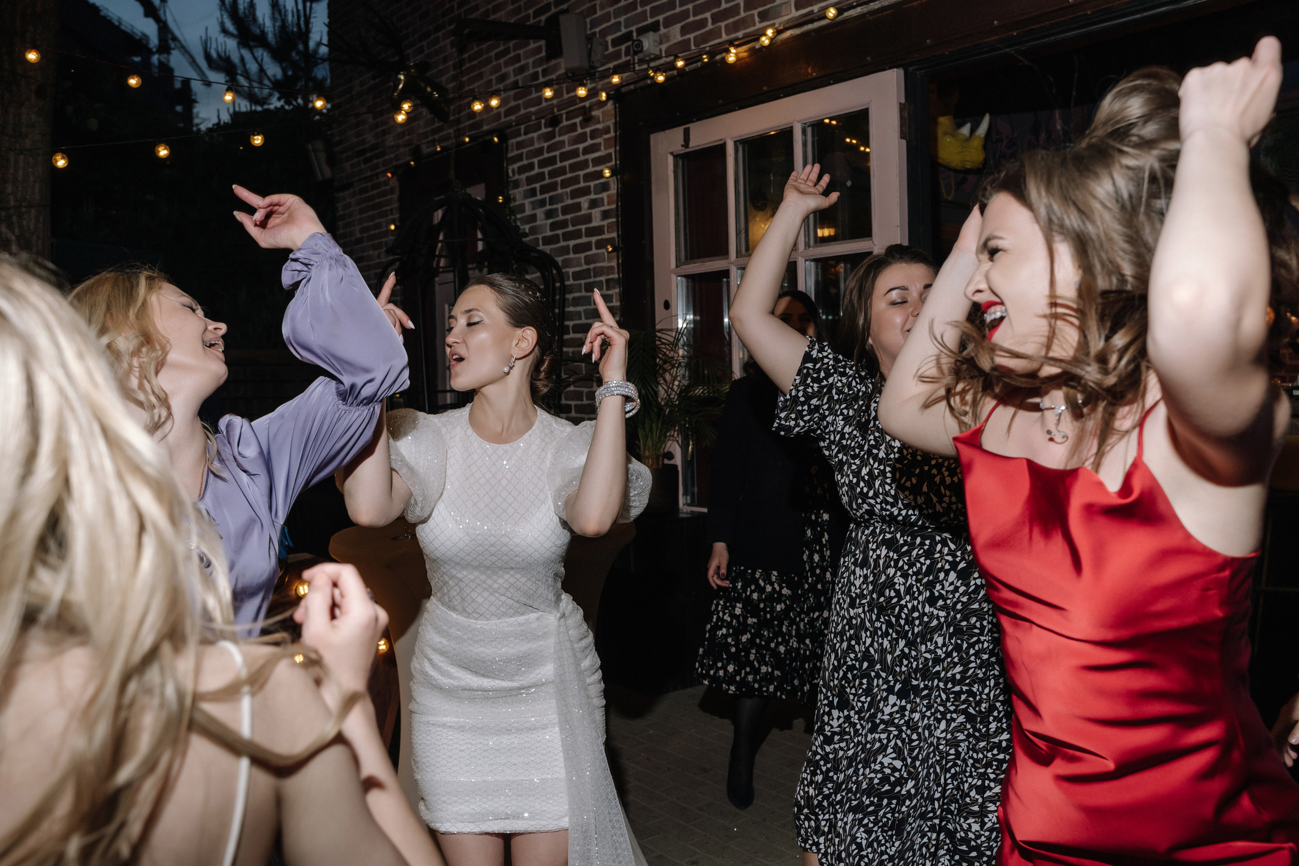 День 2. Вечериночка. Фотограф Ксения Тимченко. Бережно к вам и вашим чувствам