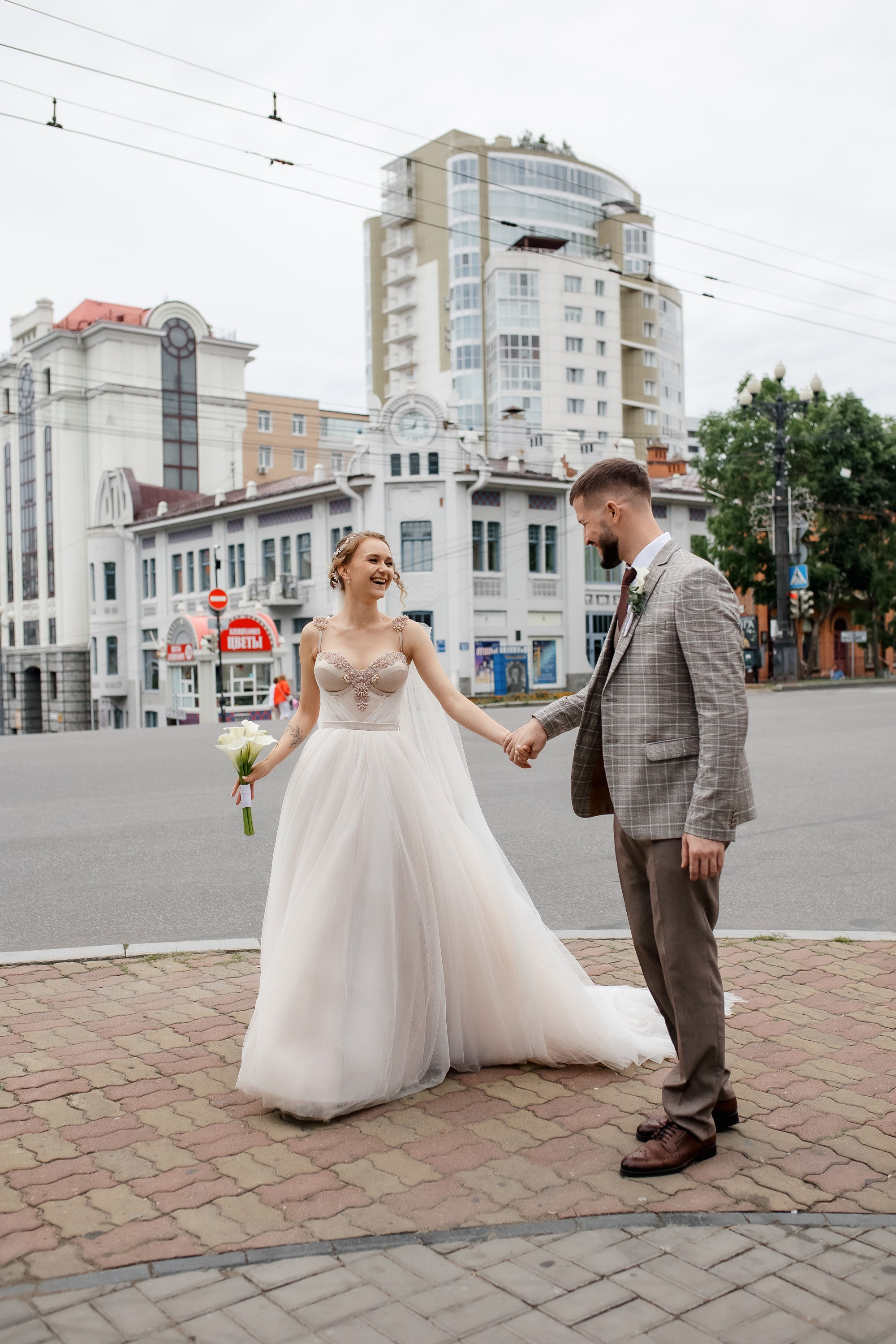 Степан и Ульяна. Утро. Загс. Прогулка. Дождь и солнце. Свадебный фотограф в Хабаровске