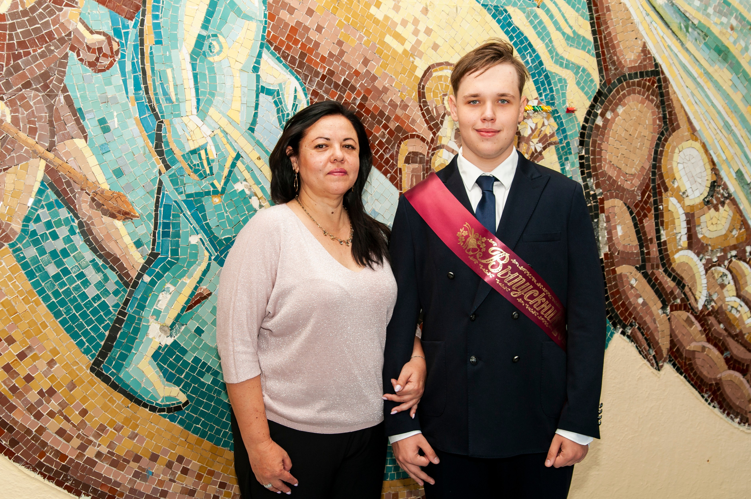 Последний Звонок МАОУ СОШ № 17 им. Эдуарда Есаяна — Архипо-Осиповка. Свадебный и семейный фотограф Денис Лукьянов в Краснодаре, Краснодарском крае и Республике Крым