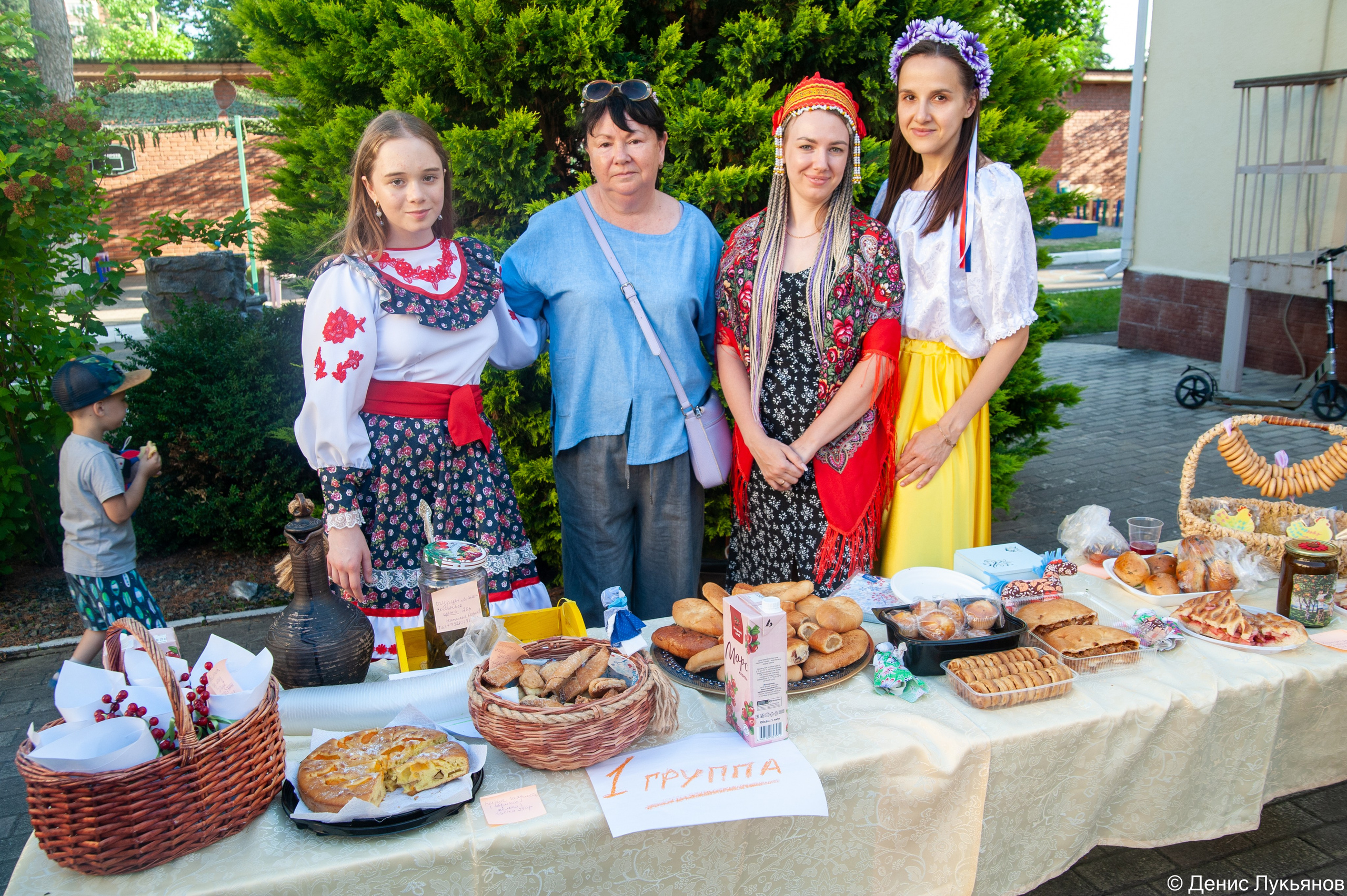 Ярмарка. Свадебный и семейный фотограф Денис Лукьянов в Краснодаре, Краснодарском крае и Республике Крым