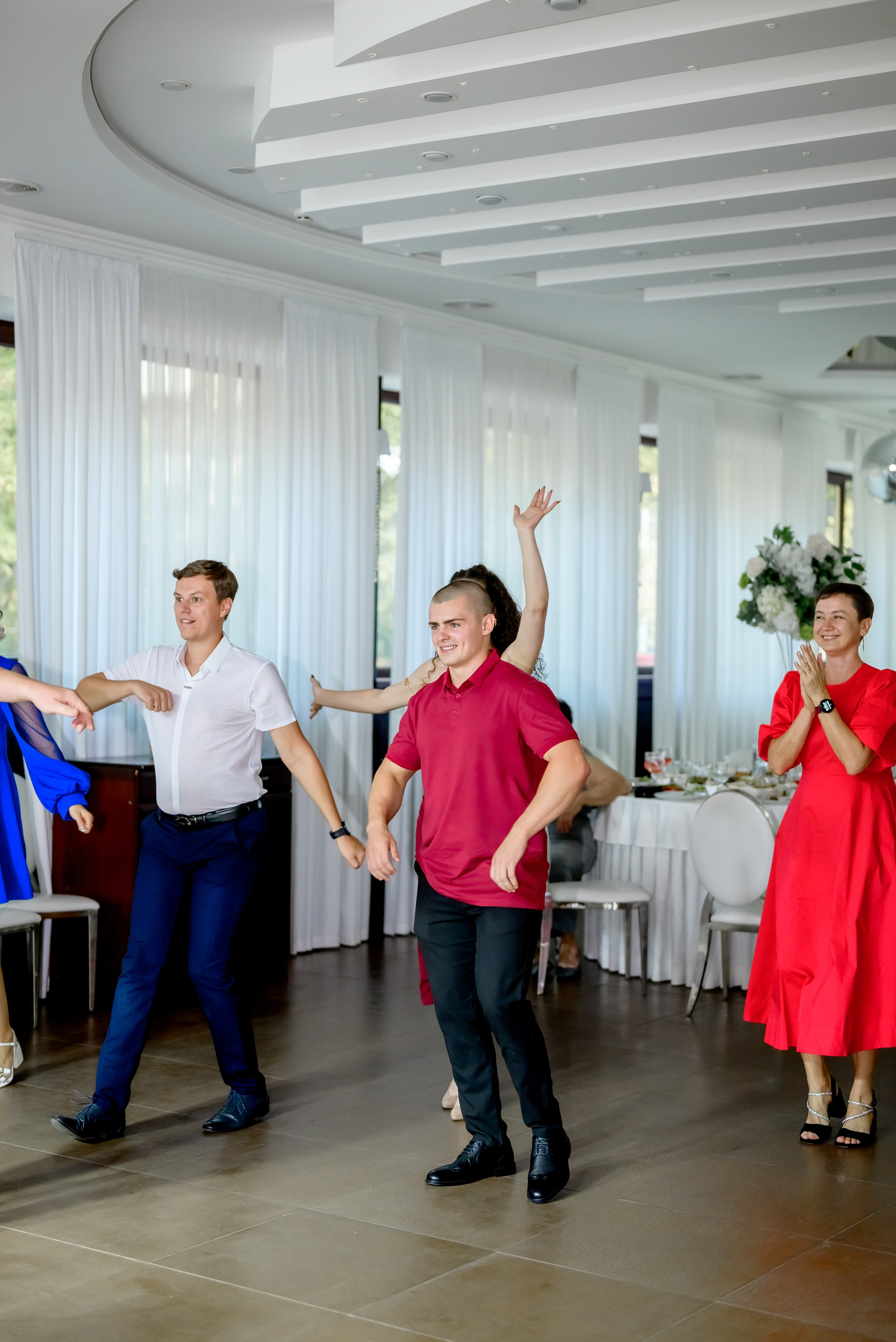 Банкетная часть. Юлия Басня семейный и свадебный фотограф в Донецке