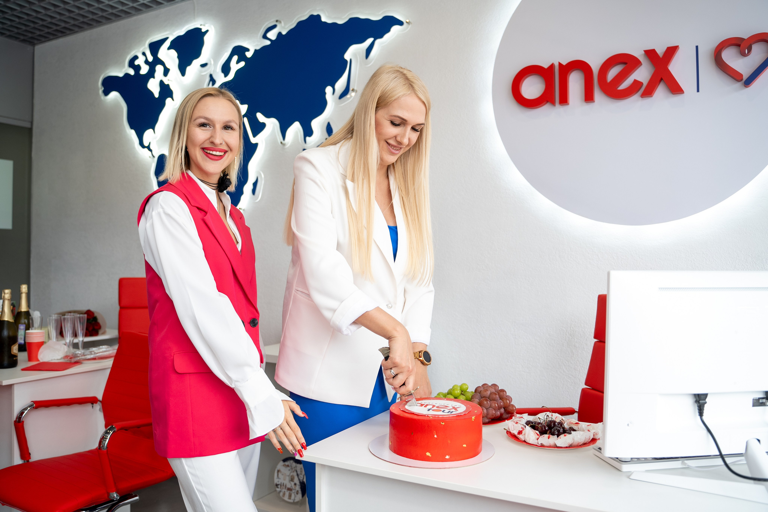 Открытие anex tour. Главная