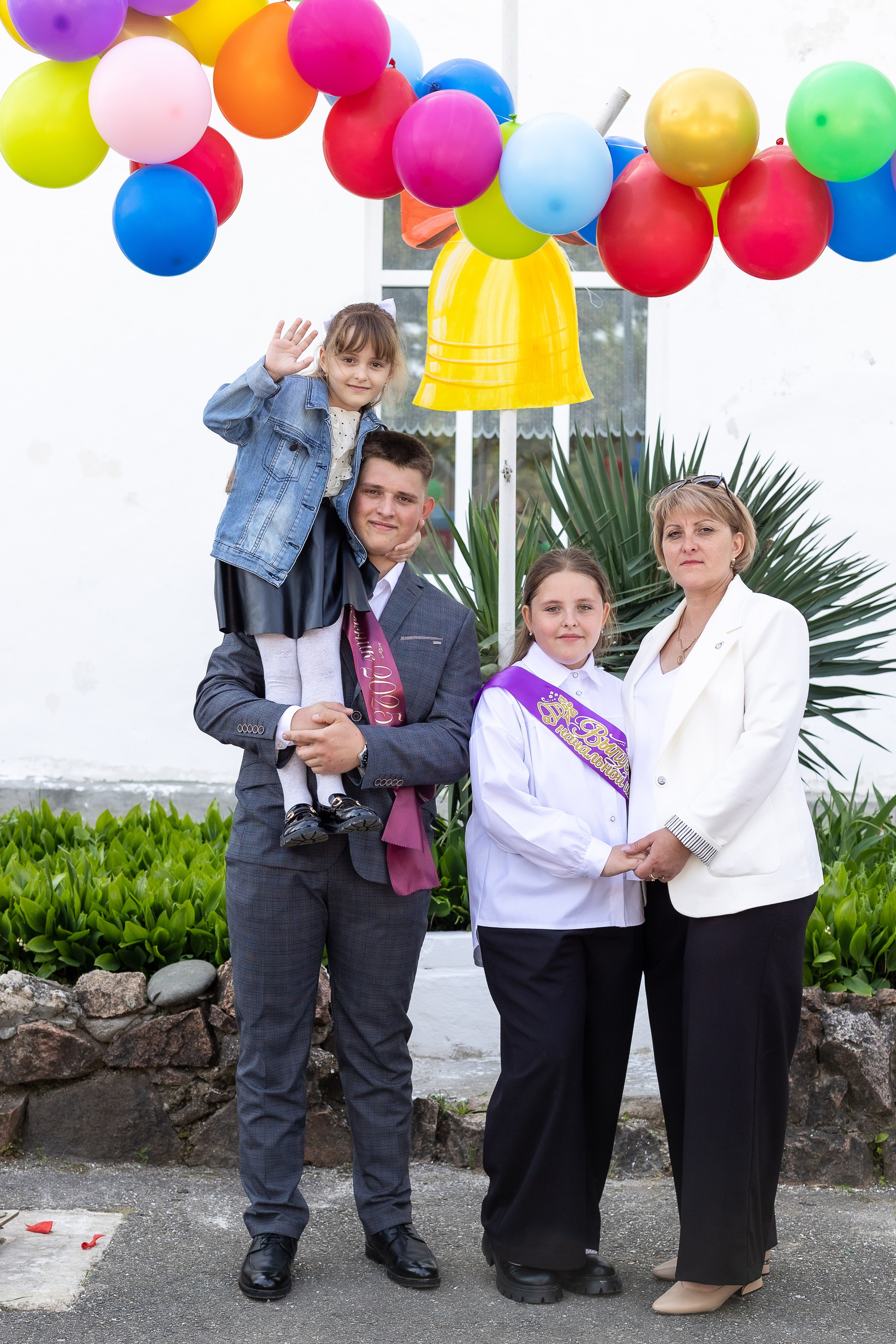 Последний звонок. Выпускные альбомы Майкоп, Краснодар Елена Золотарева