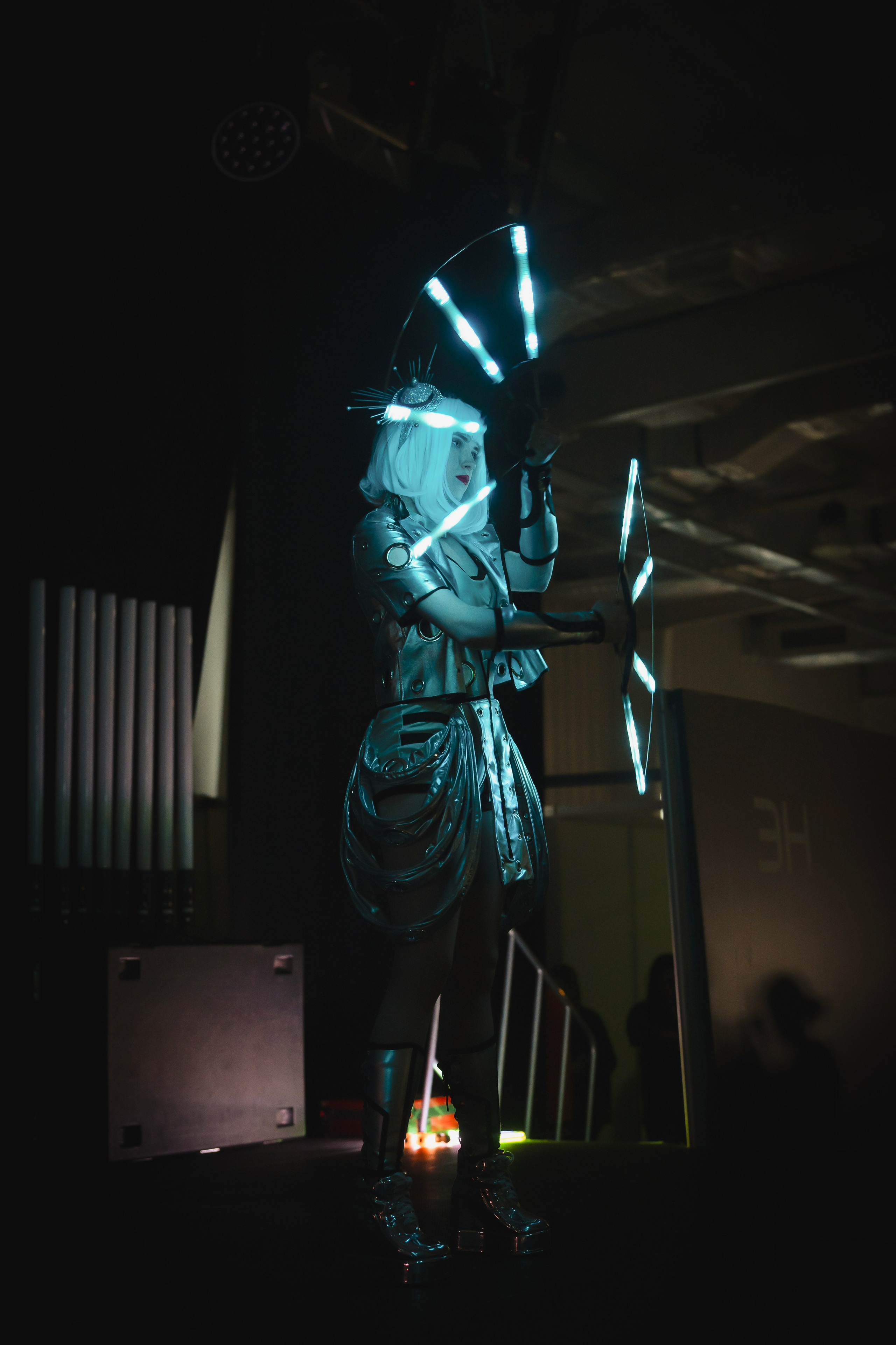 Робосиб в Сибэкспоцентре. Занимаюсь профессиональной фотографией и живу рядом с Байкалом. Работаю в разных жанрах