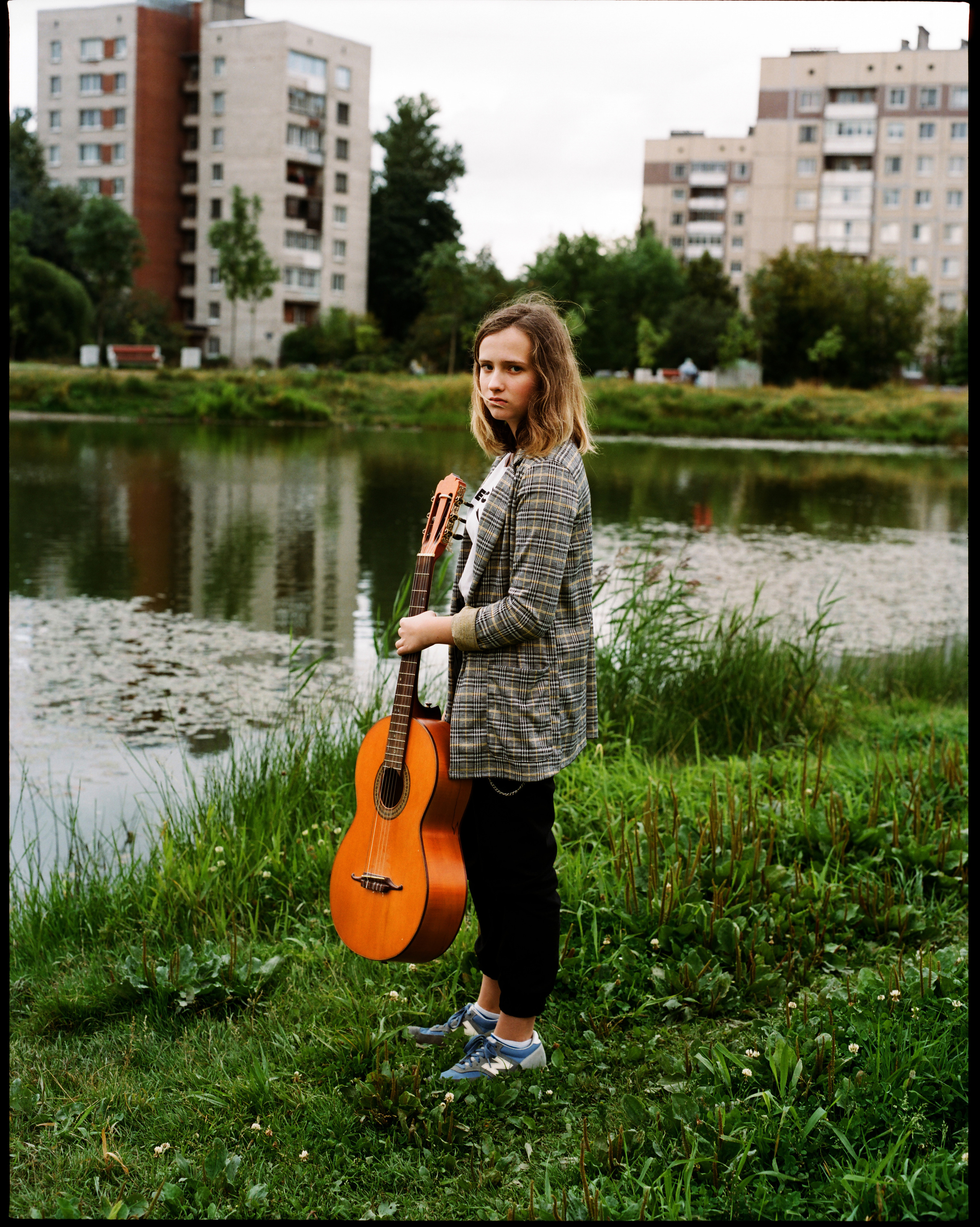 «Взрослым сидеть на качелях воспрещается». Фотограф Яна Булгакова