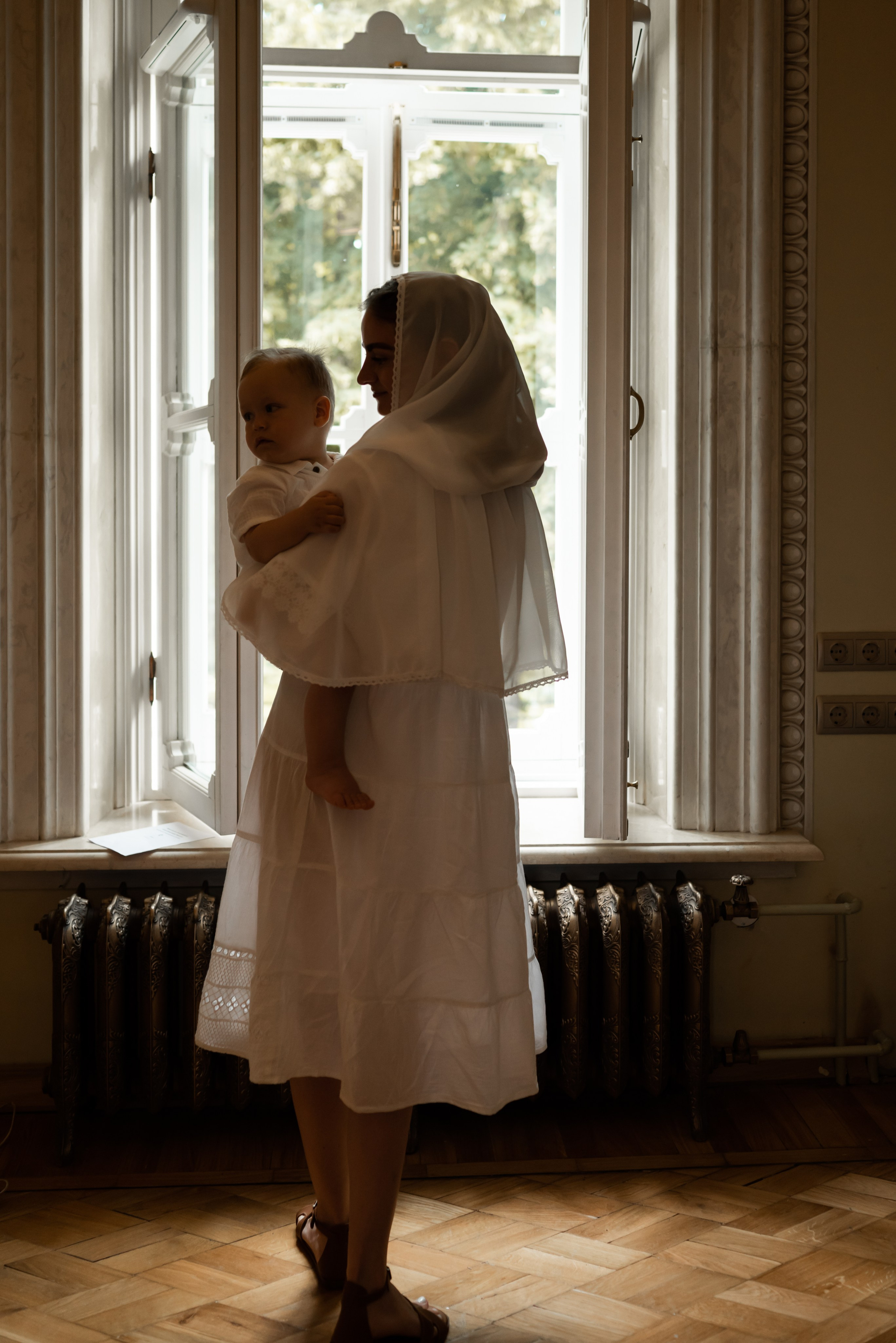 Крещение в Храме Александра Невского. Фотограф Ксения Огородова портфолио