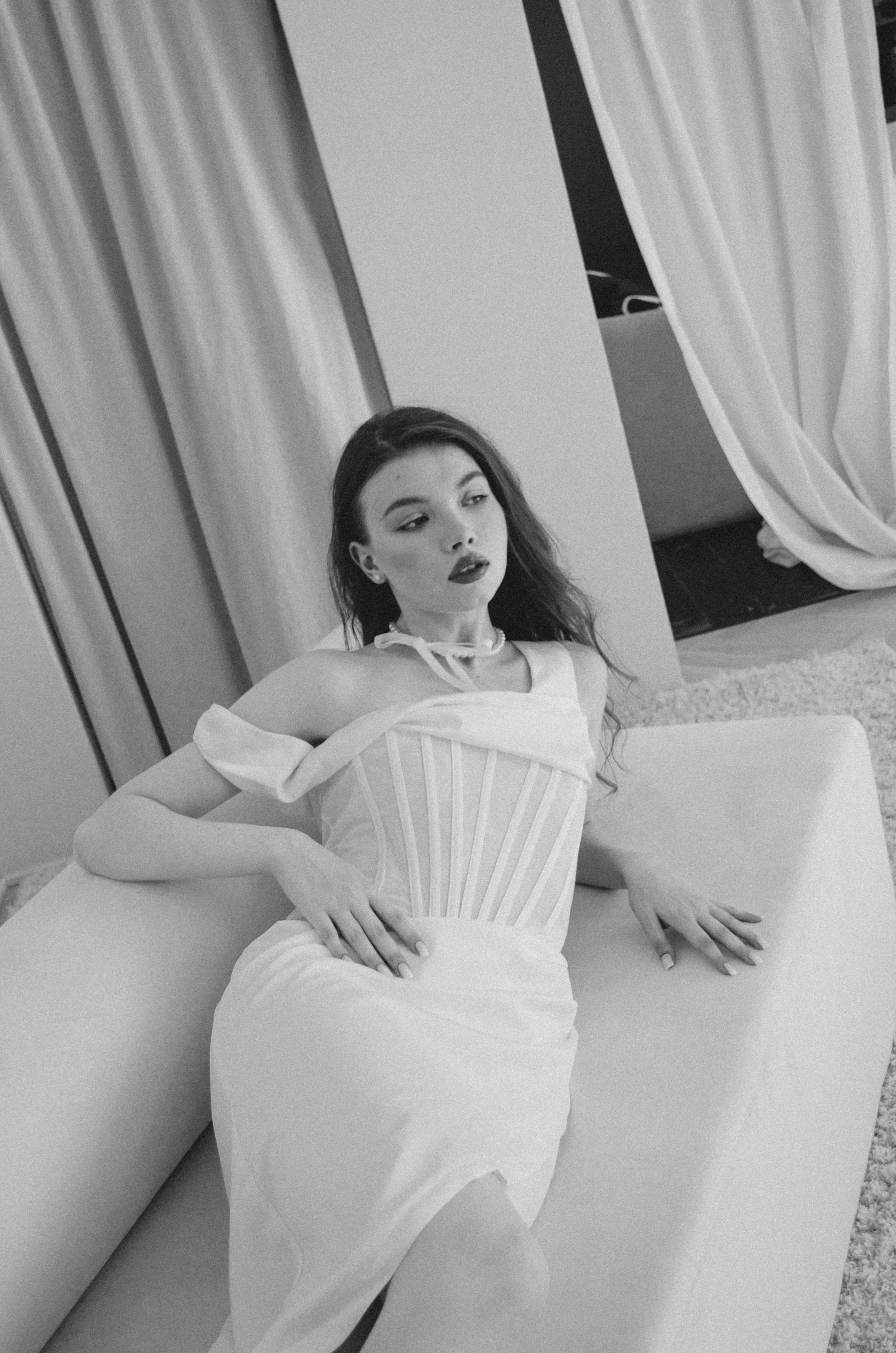 Фотосессия в стиле old money vintage. Денисова Аля — фотограф для парных съемок и индивидуальных историй в Барнауле