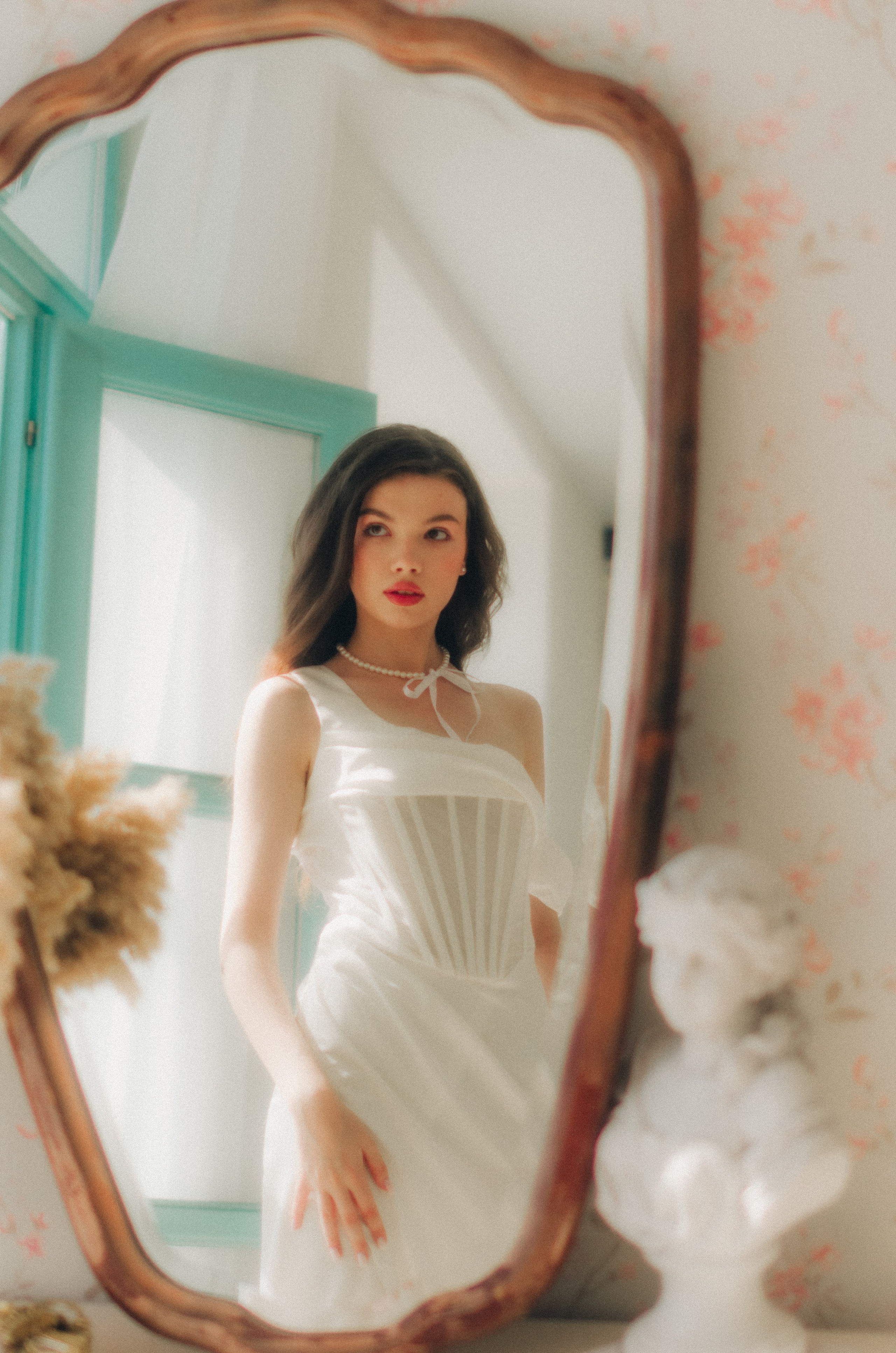 Фотосессия в стиле old money vintage. Денисова Аля — фотограф для парных съемок и индивидуальных историй в Барнауле