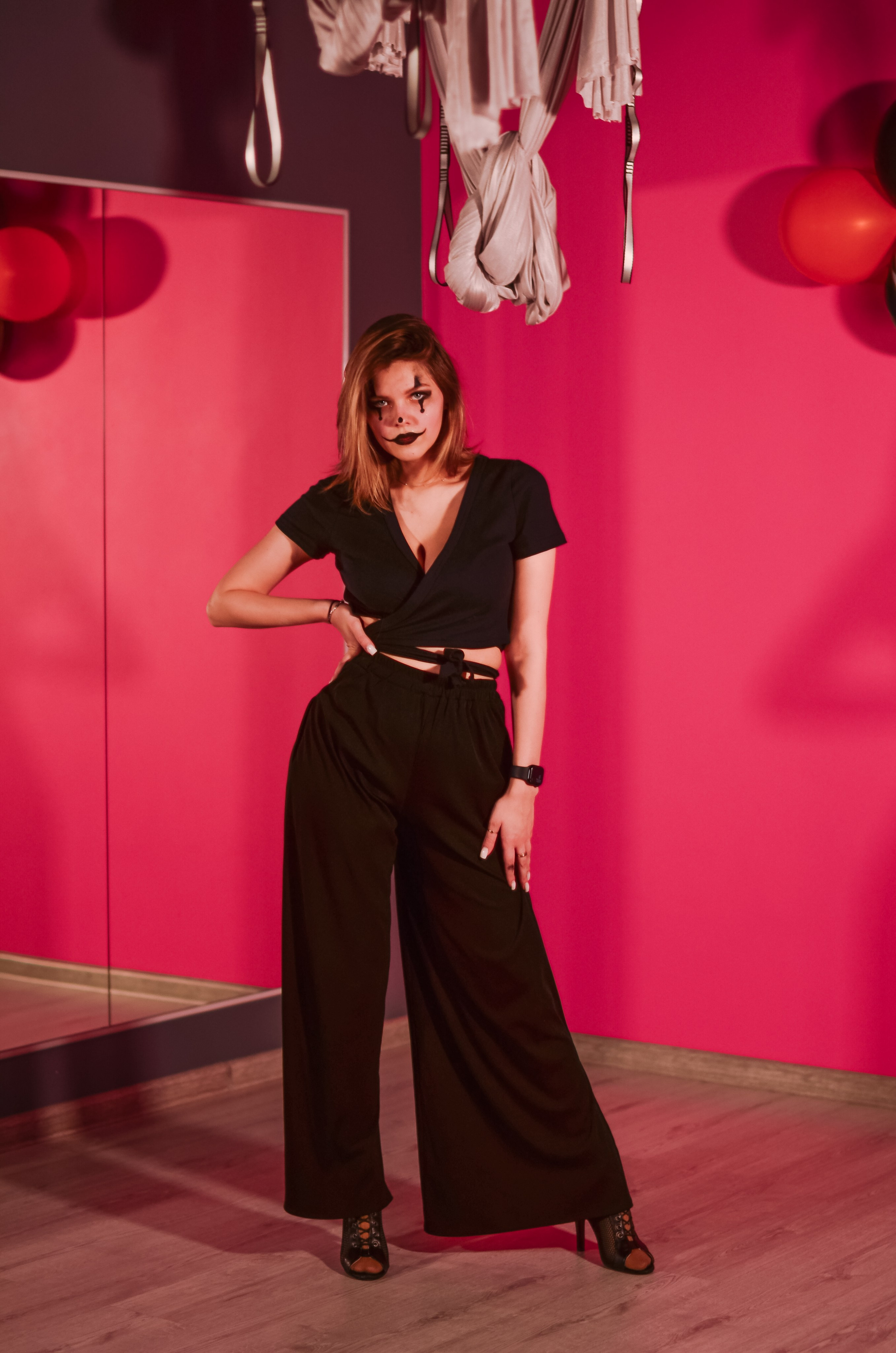 Фоторепортаж мероприятия в фитнес-клубе. Денисова Аля — фотограф для парных съемок и индивидуальных историй в Барнауле