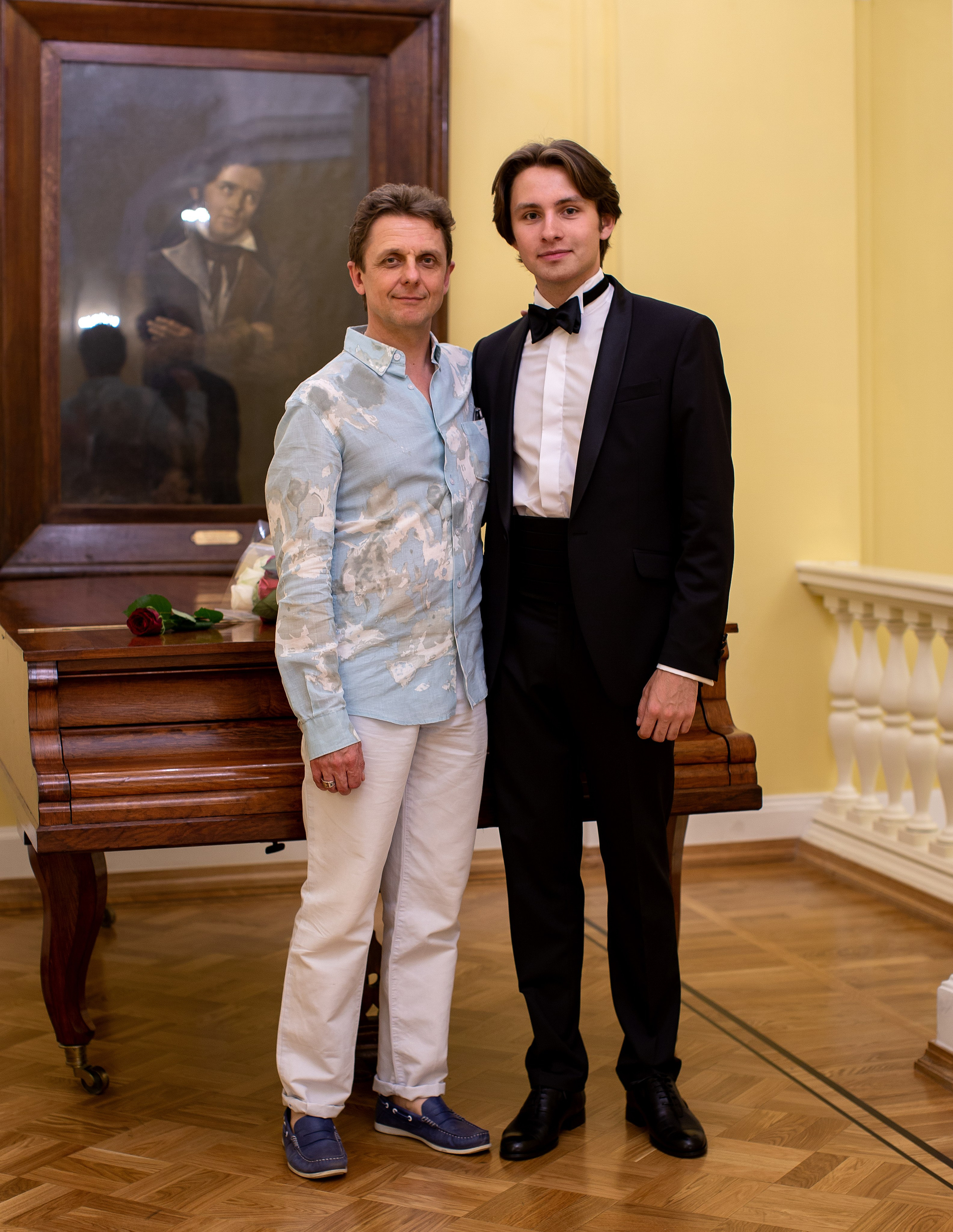 Репортаж -Выпускной. Портретный Студийный и уличный фотограф Москва. Индивидуальные, Семейные, Беременность, Будуар, Каталог, контент съемки для блога и бизнеса