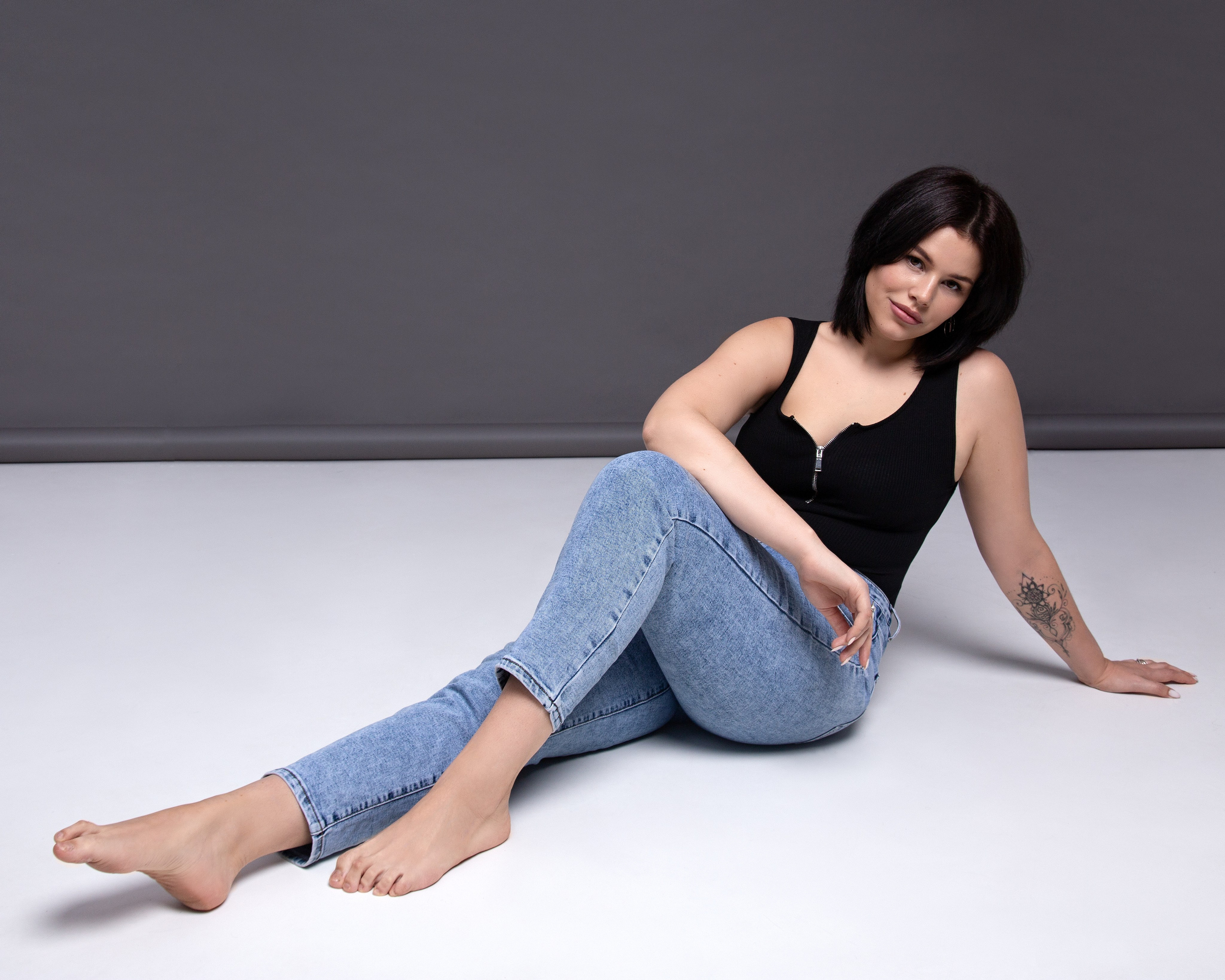 Кристина. Портретный Студийный и уличный фотограф Москва. Индивидуальные, Семейные, Беременность, Будуар, Каталог, контент съемки для блога и бизнеса