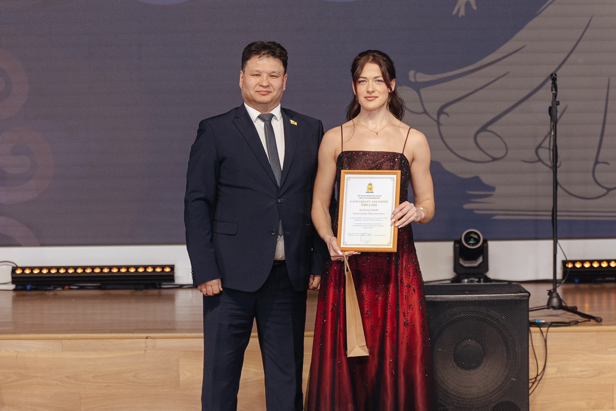 Студенческий бал. Свадебный и семейный фотограф в Улан-Удэ