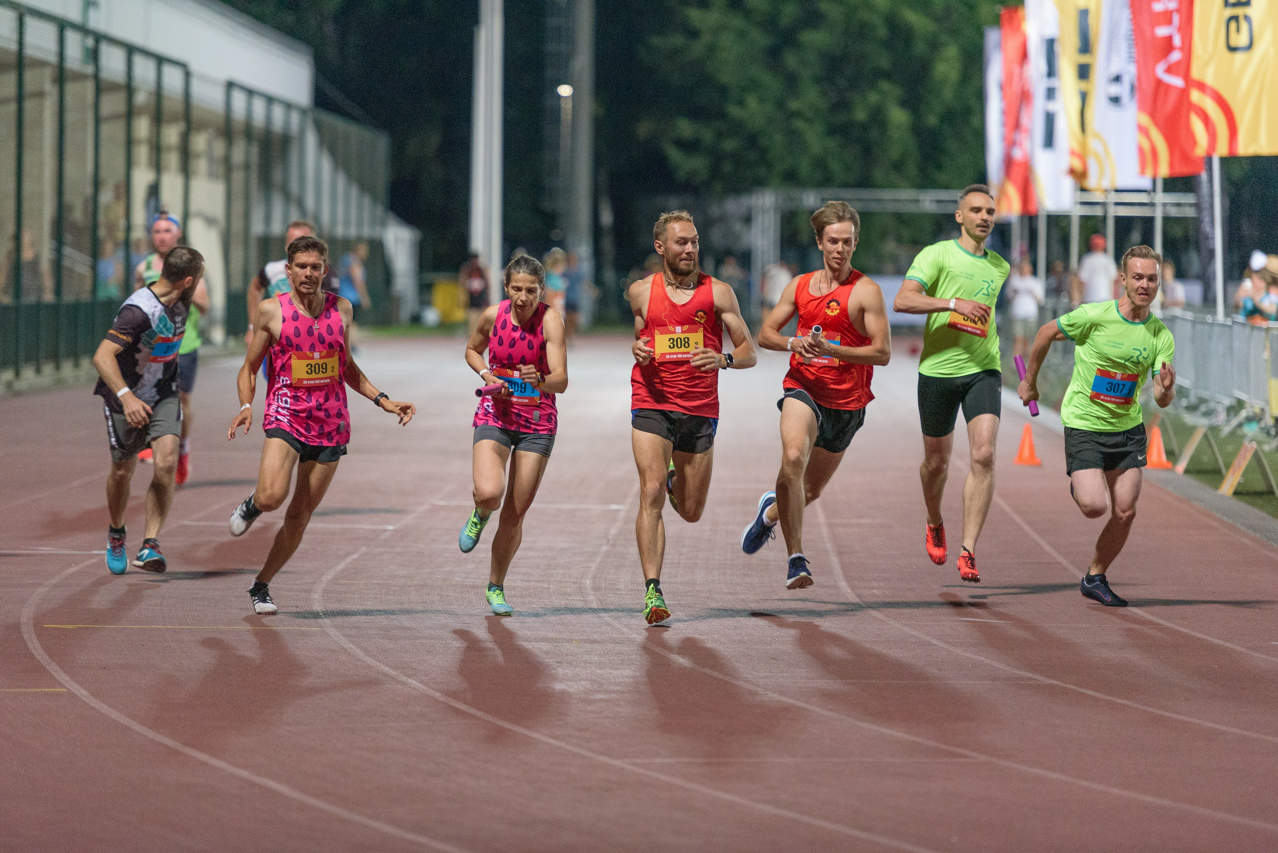 Битва беговых клубов. Репортажный фотограф Сергей Квартальнов