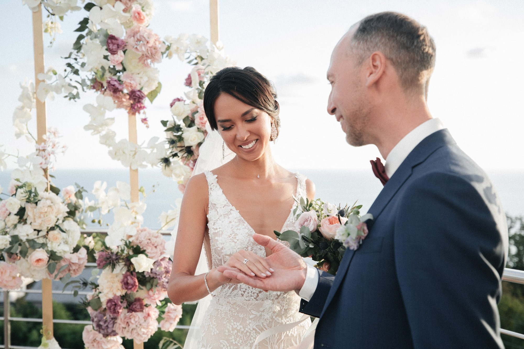 Свадебная фотосессия на вилле в Сочи. Свадебный, репортажный фотограф Дмитрий Макарченко