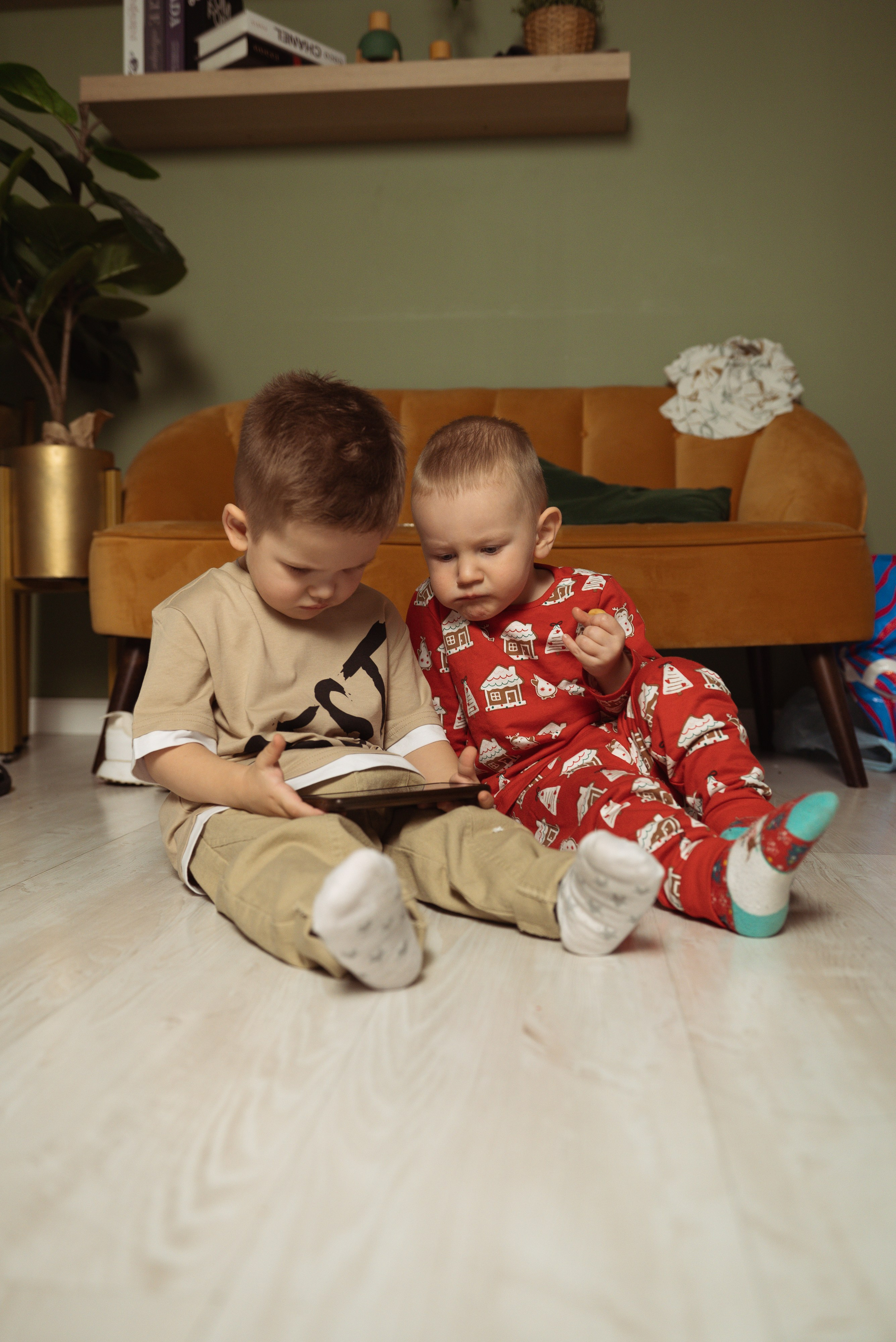 Илья и Света. Фотограф Москва Настя Профотовна. Репортажные, свадебные и контент фотосессии