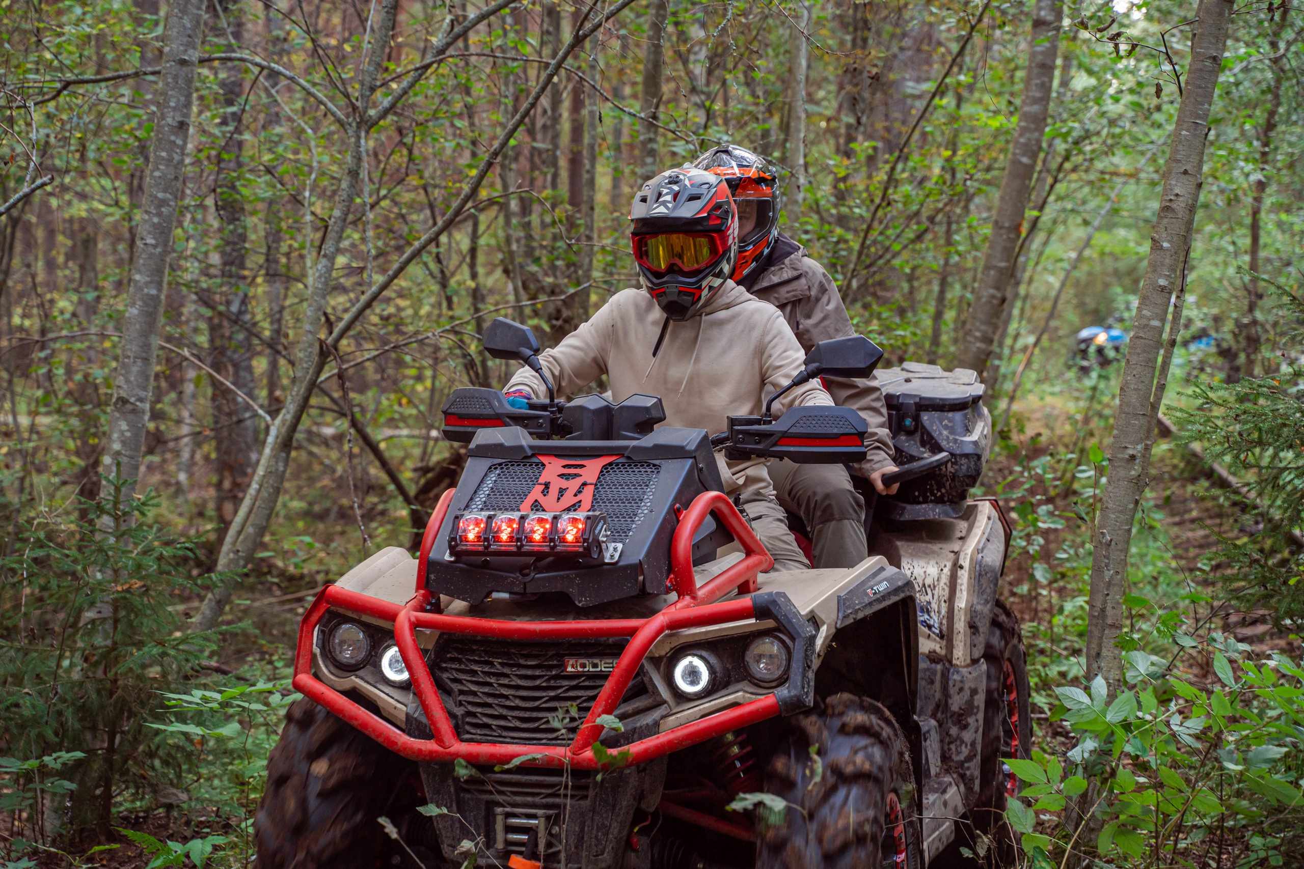 Квадровыезд —спортивный репортаж в Ленинградской области. Свадебный, семейный, портретный, репортажный фотограф в Санкт-Петербурге