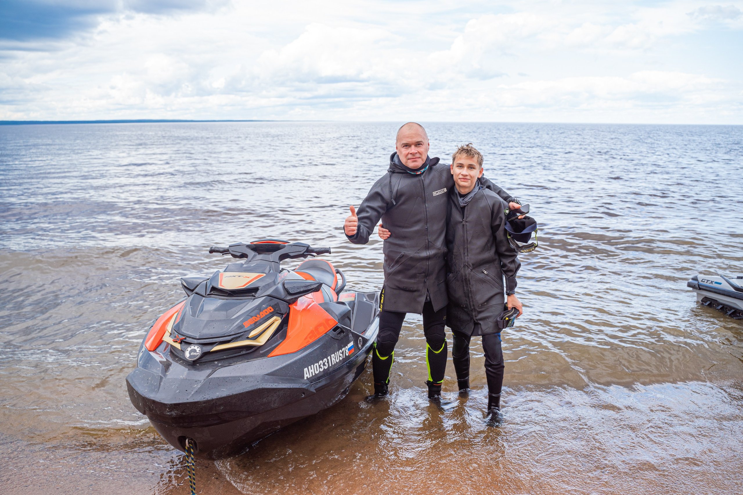 Гидровыезд в Коневский мужской монастырь. Свадебный, семейный, портретный, репортажный фотограф в Санкт-Петербурге