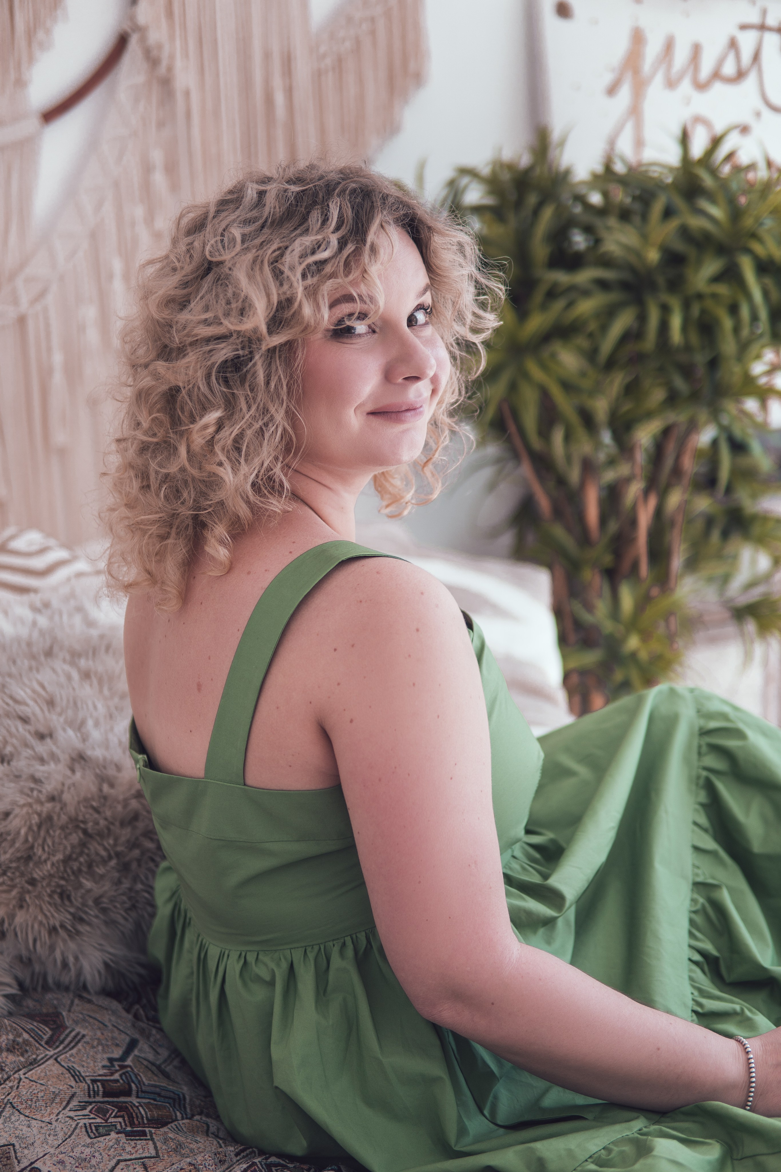 Фотосессия в студии. Фотограф и ретушер в Москве Екатерина Нарубина