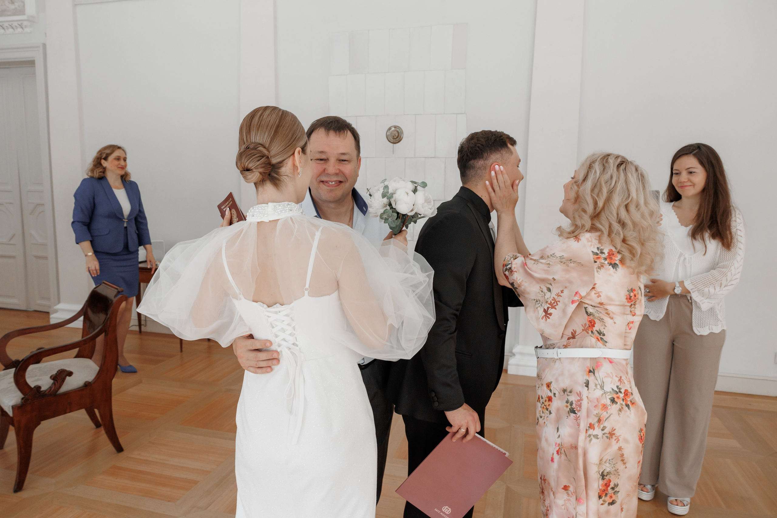 Анна и Сергей, Особняк Муравьевых-Апостолов, прогулка по ВДНХ, ресторан «Домик в саду». Свадебный и репортажный фотограф (Москва, Королев и другие)