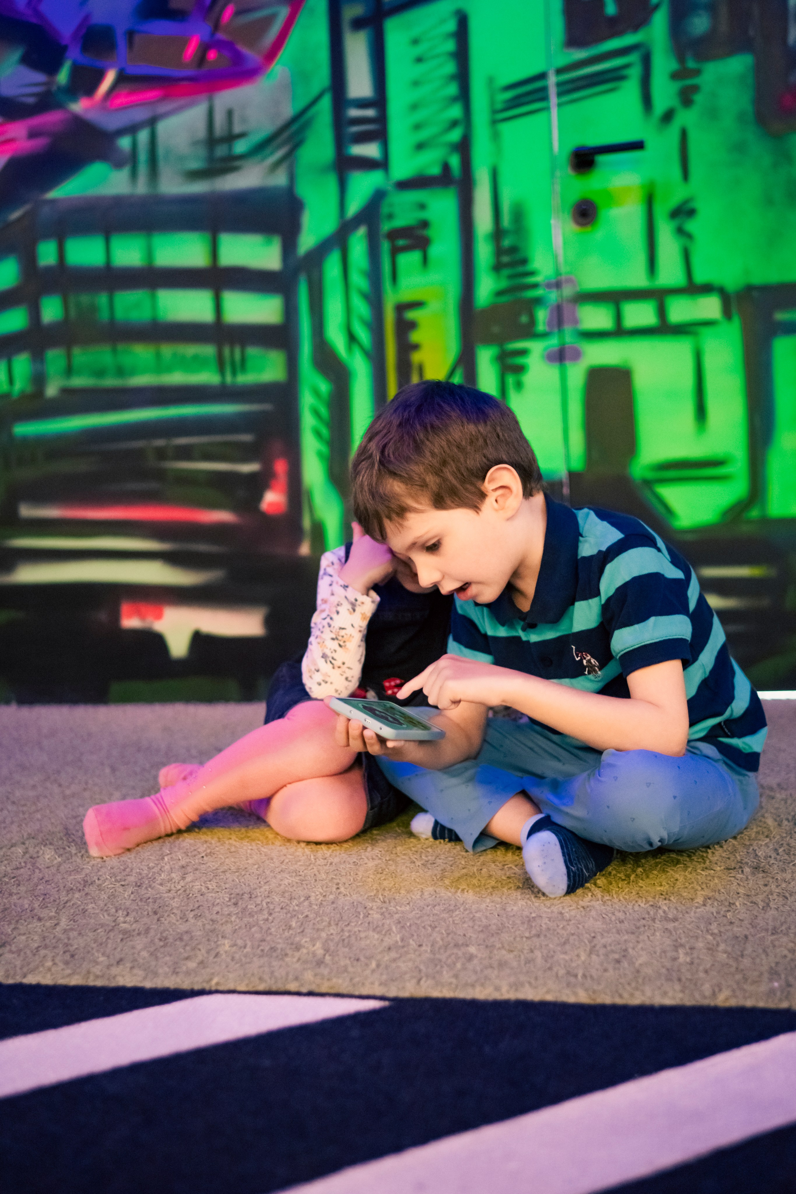 VR April-May. Felixtones