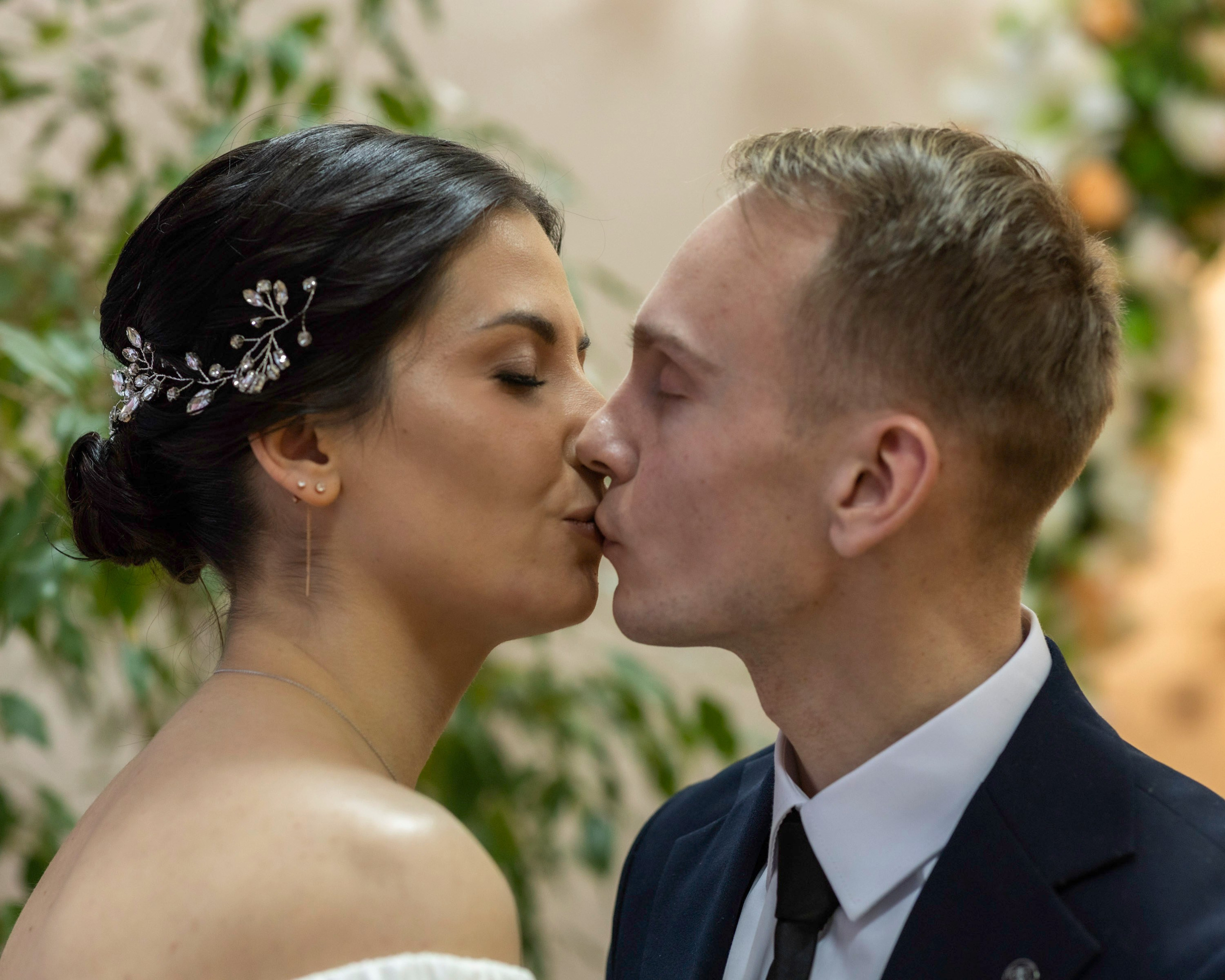 Свадьба, роспись в ЗАГСе, венчание, крещение, выписка из роддома — фотосъёмка. Визуальная упаковка брендов и проектов через фото и видеопроизводство