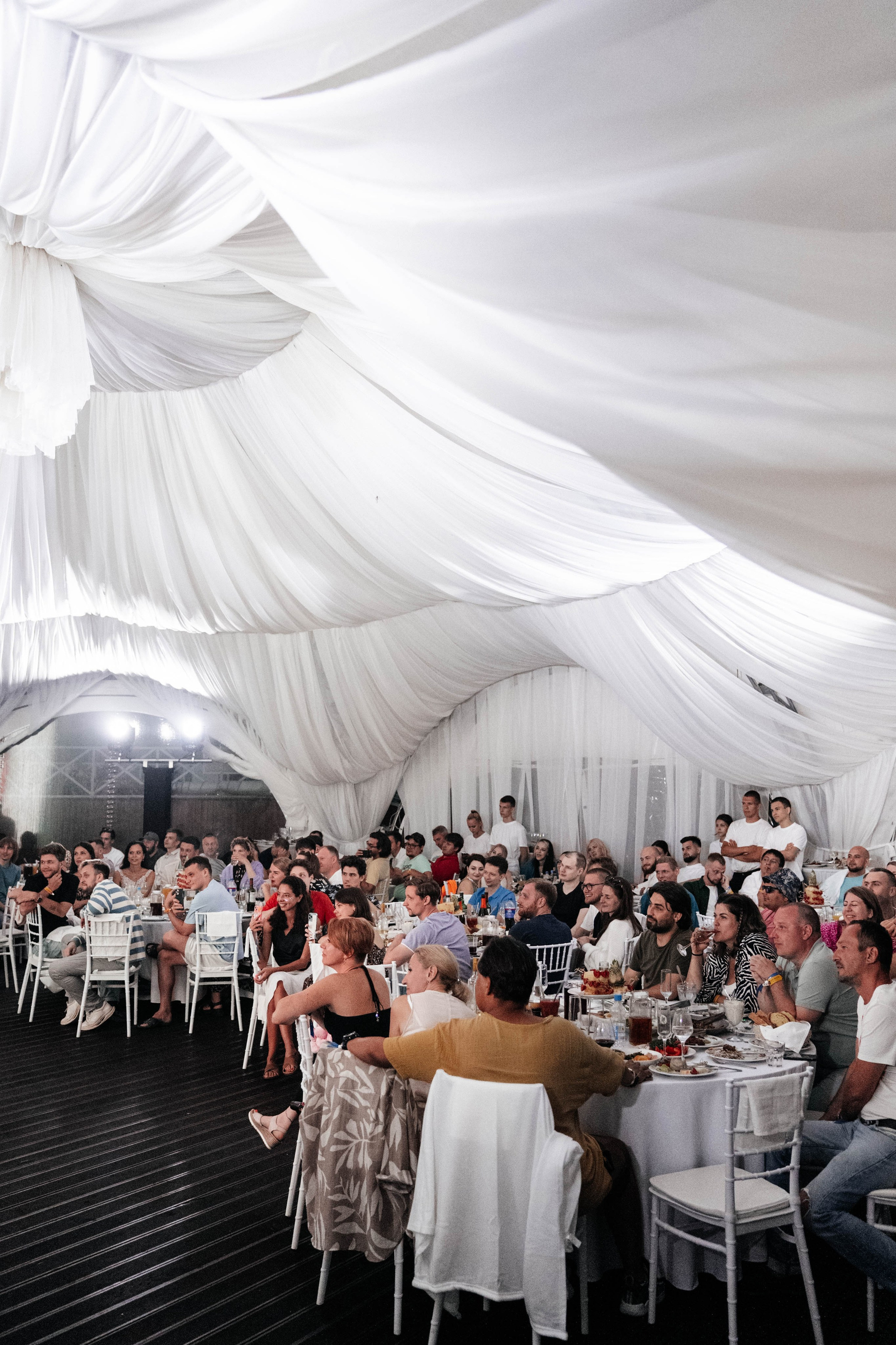 Бери заряд. Свадебный фотограф Москва Александра Аверкова