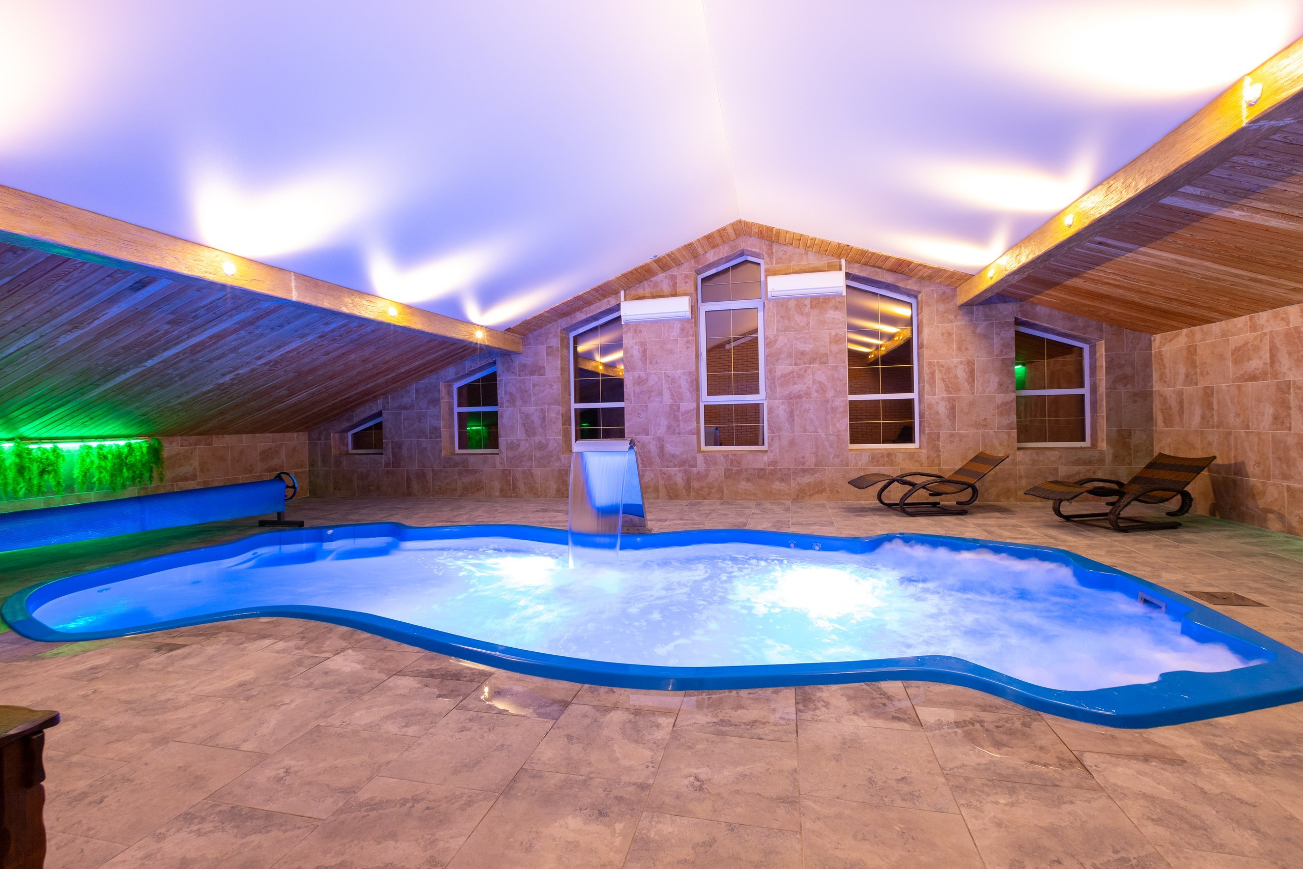 Большая Тросна вечером и новый бассейный комплекс. Фотограф в Туле Крупский АнДРей. Фотостудия «КАДР71» в Туле