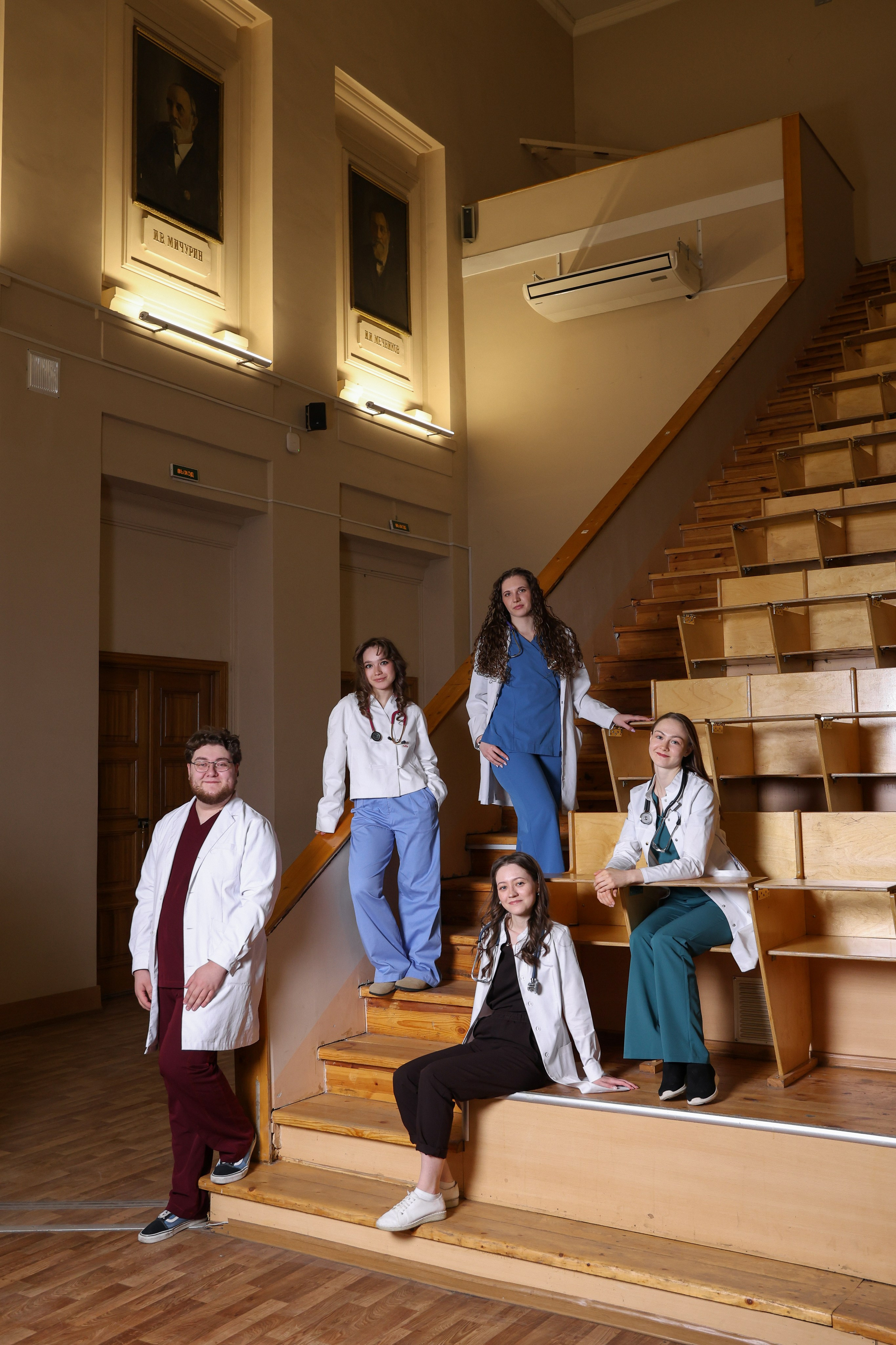 Выпускники 1 мед. Лена Колягина Фотограф по любви