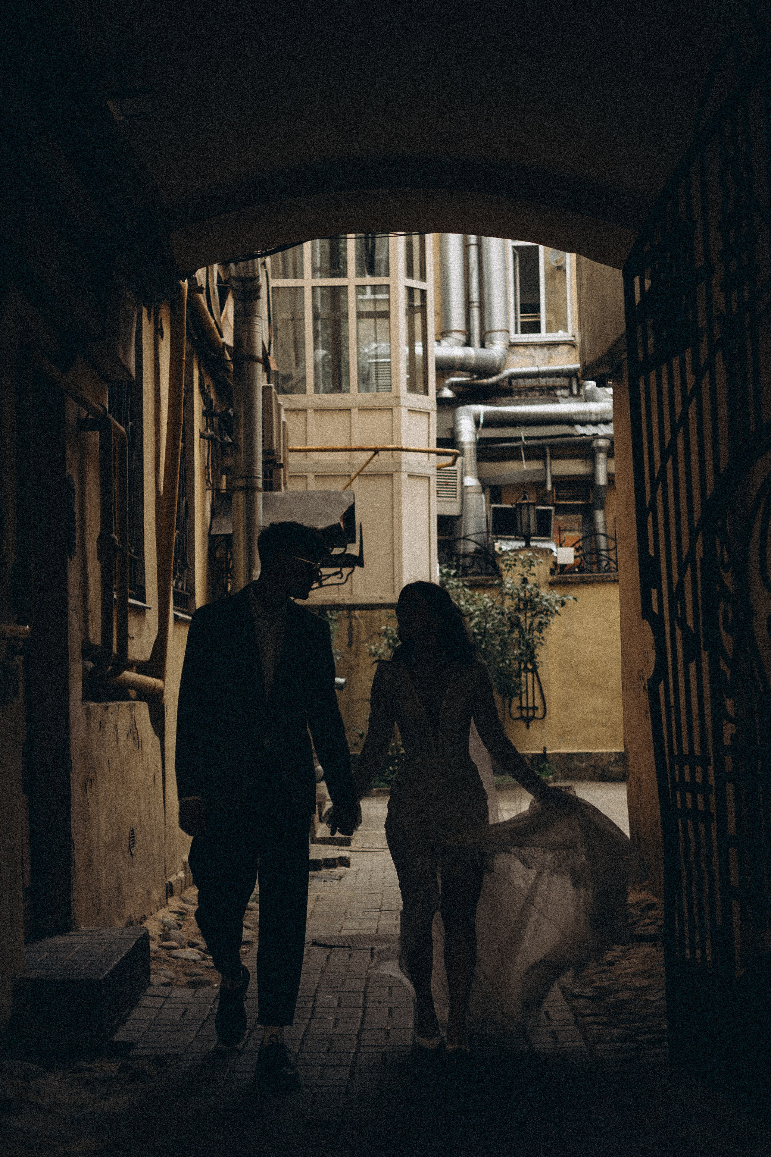 СВАДЕБНАЯ ПРОГУЛКА ВОЗЕ ИСАИКЕВСКОГО СОБОРА АСТОРИИ И ЗАКОНОДАЛЕТНОГО СОБРАНИЯ. Профессиональный фотограф, Санкт-Петербург — Виктория Богомолова