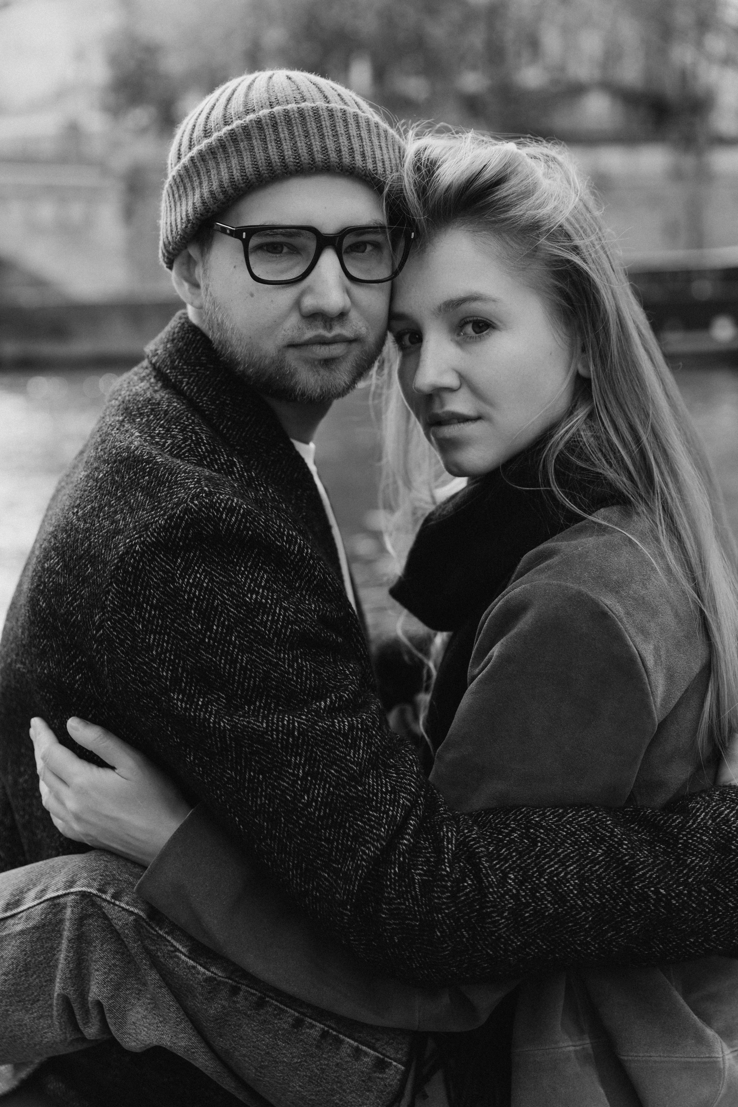 Love you a thousand times. Photographer in Paris