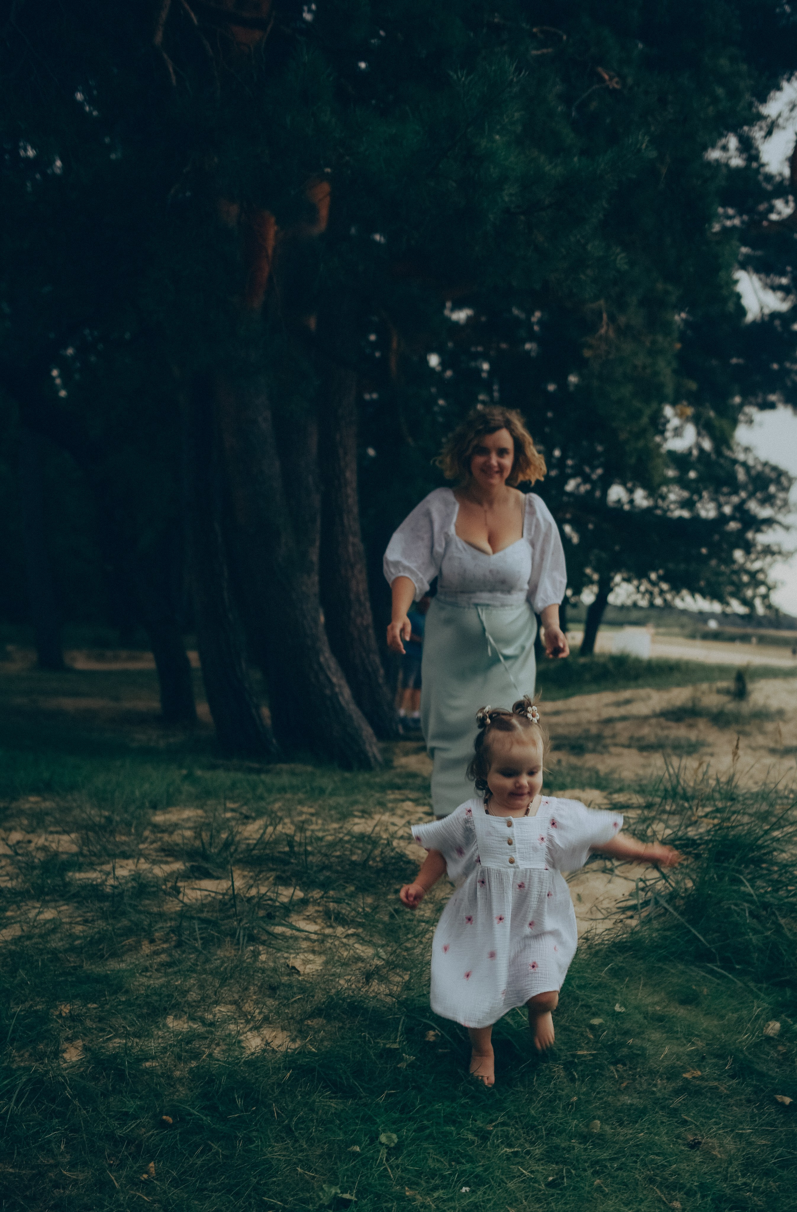 Съемка поколений на заливе. Елизавета Юлия Сергей и Ия. Семейный и свадебный фотограф в Санкт-Петербурге Яна