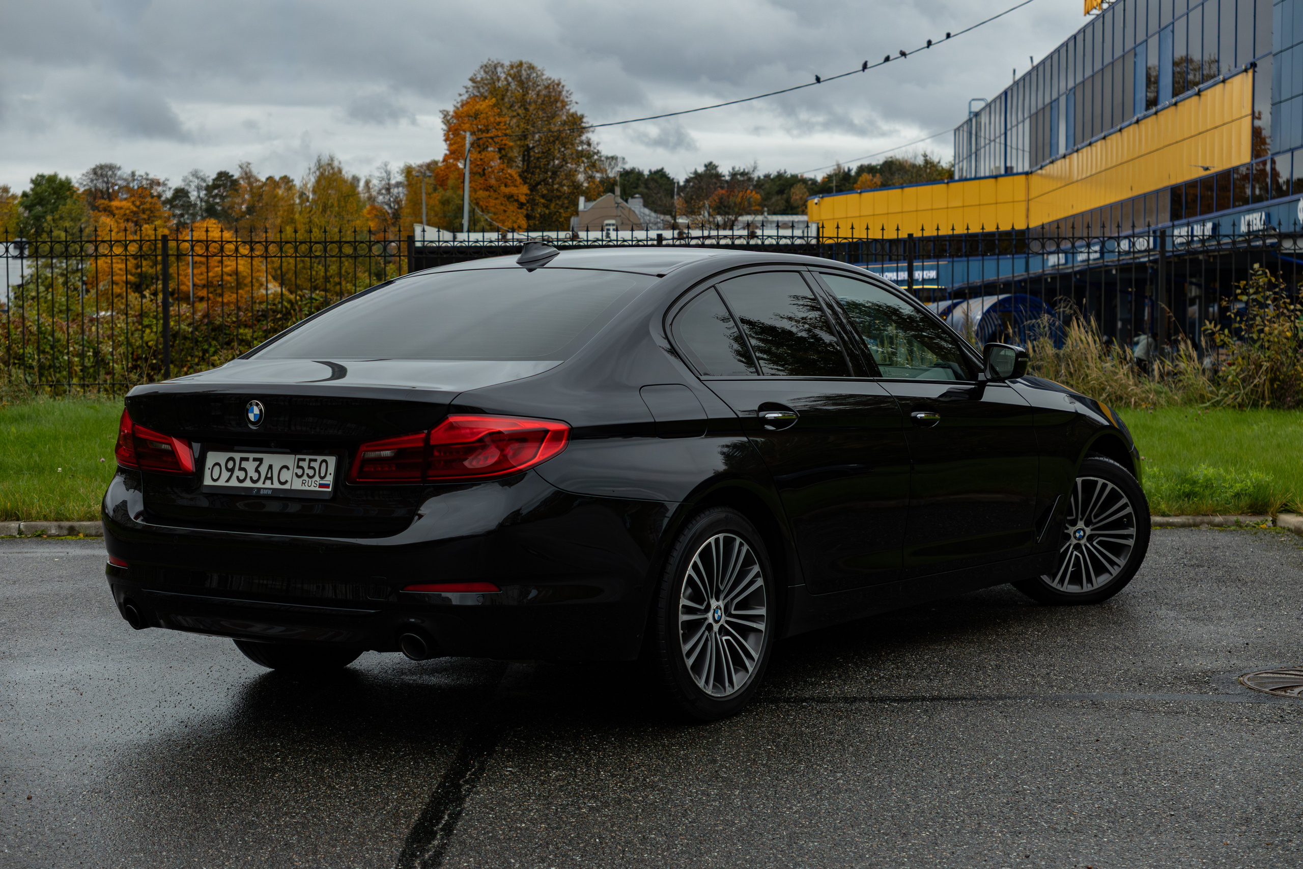 BMW 5 G30. Photo-nk
