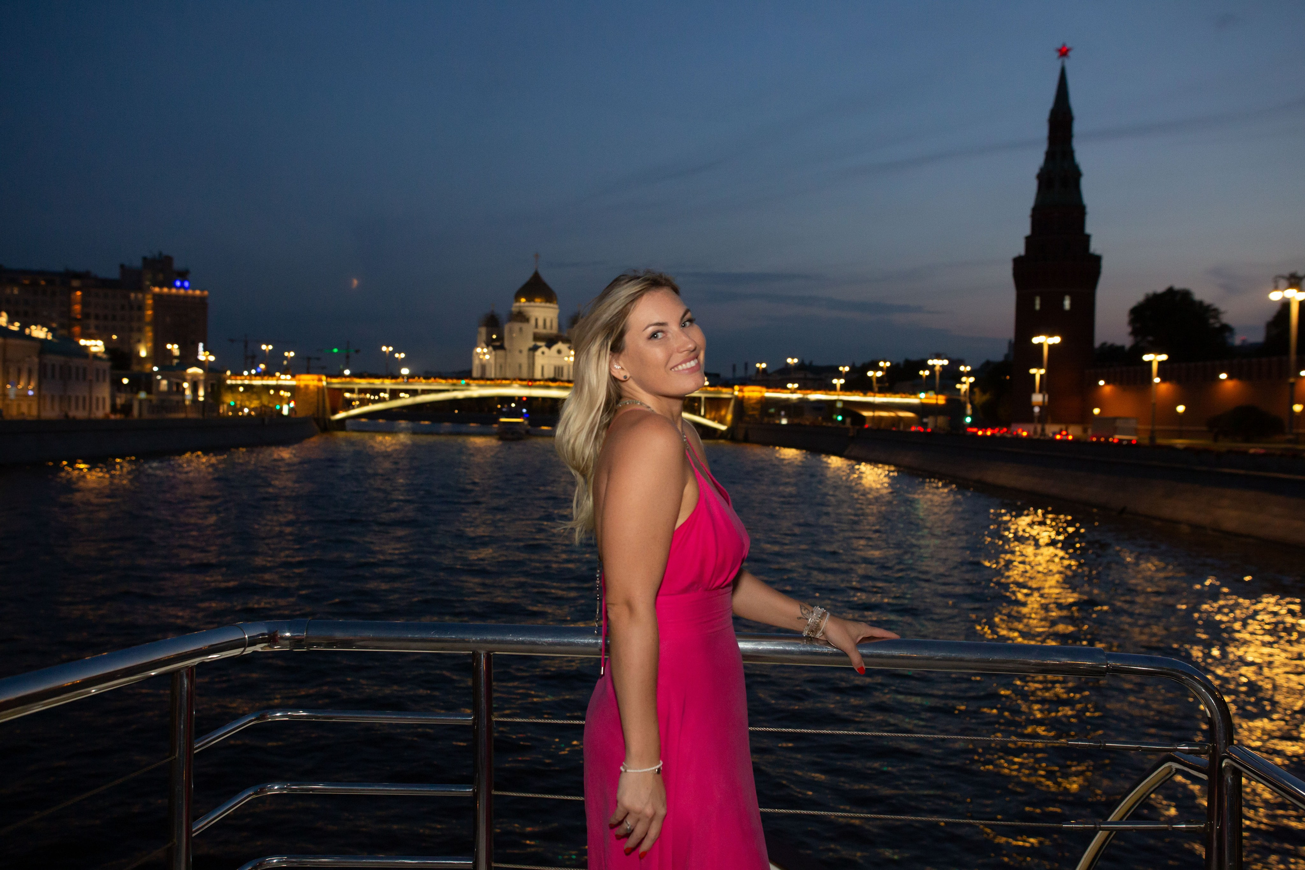 Dubai Vibes Intourist Cruise Party. Семейный и детский фотограф Анна Петракова