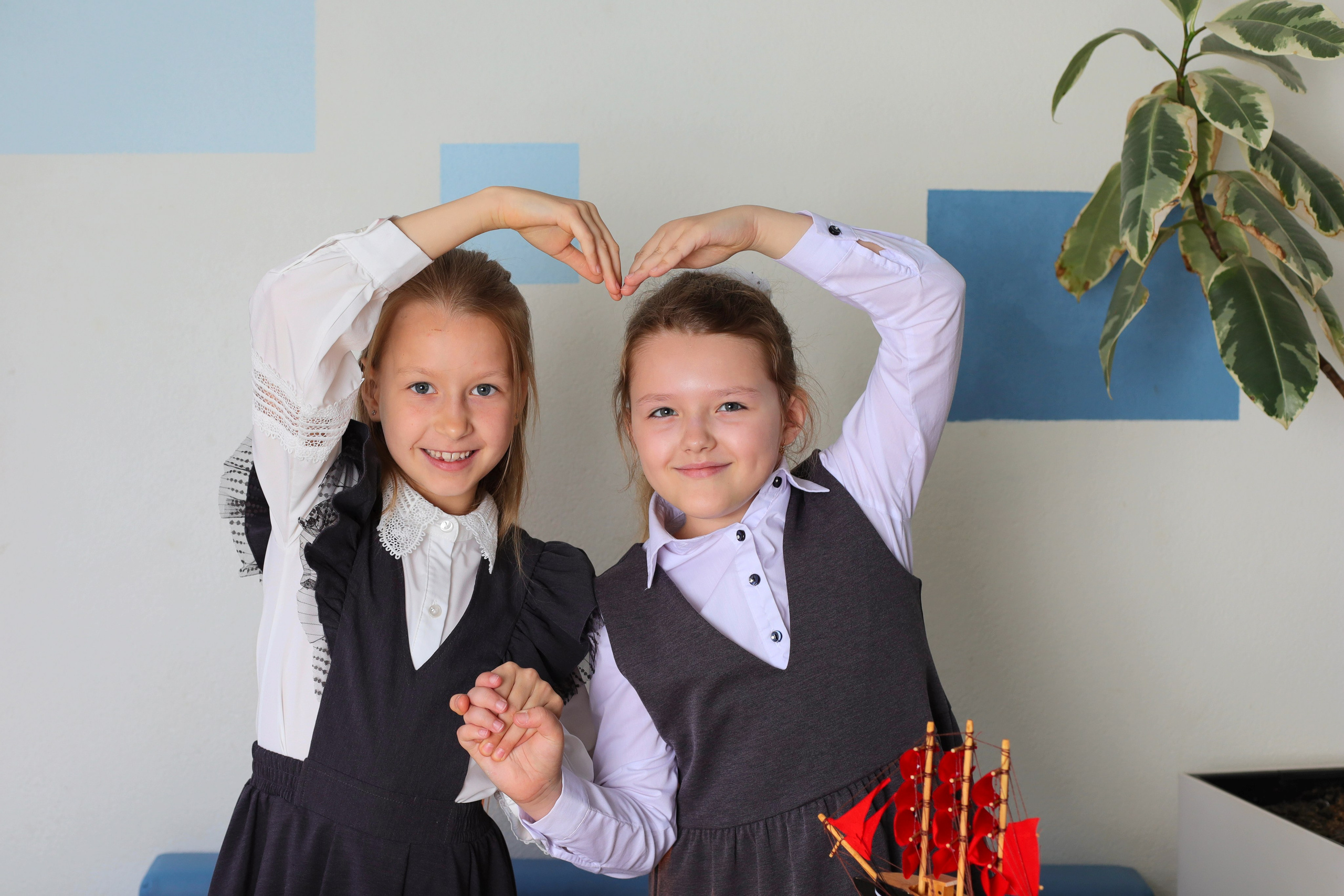 Фотосет 1-4 класс. Выпускные альбомы в Таганроге и Ростовской Области