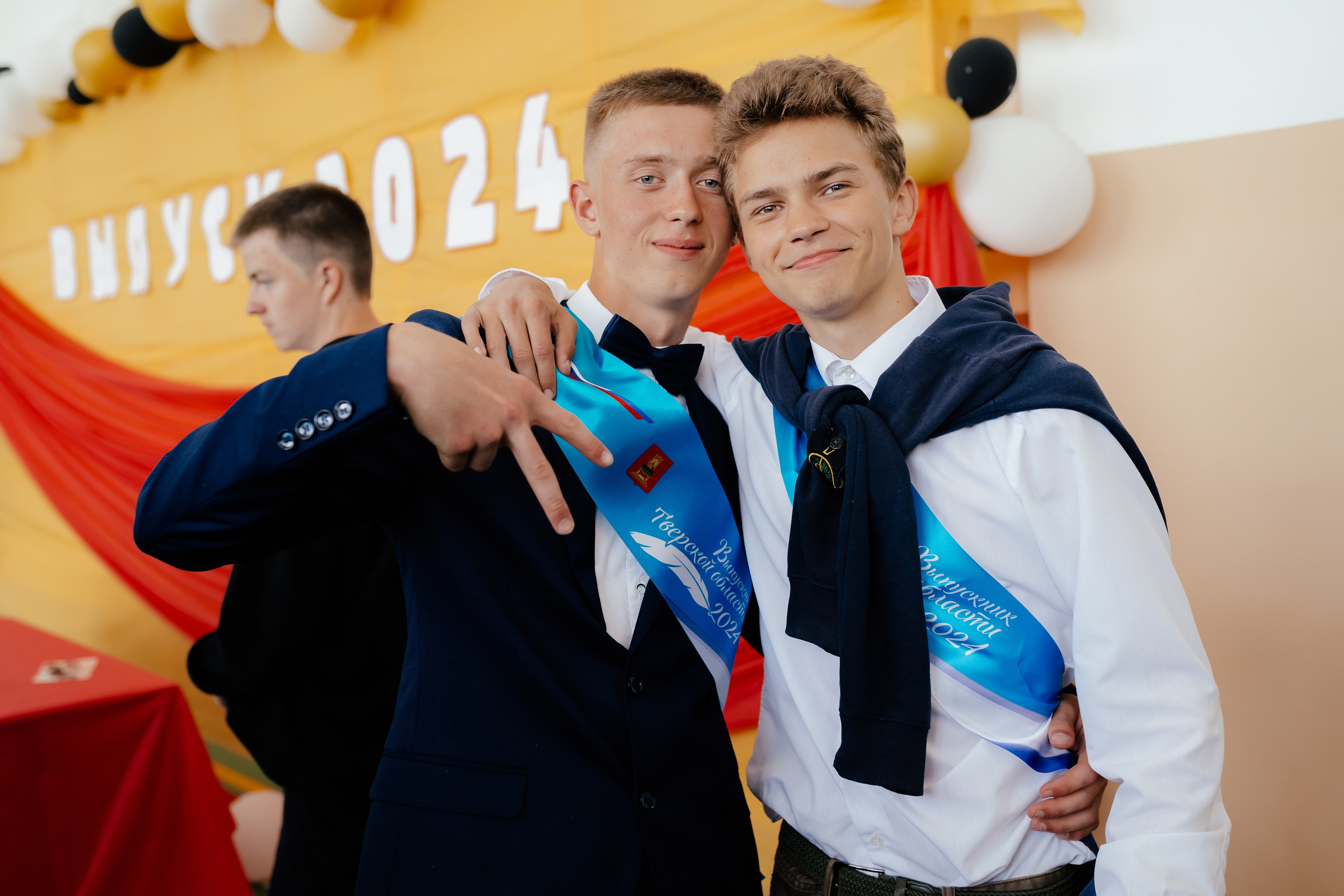 Выпускной 9 класс. Фотограф Торопец Кристина Абрамова Kanwellia photography