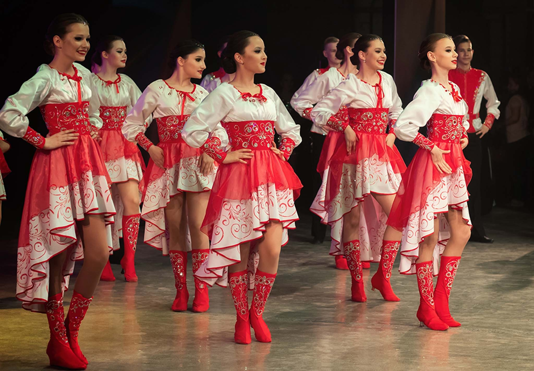 Выступление Анжелы и Руслана. Репортажный Фотограф