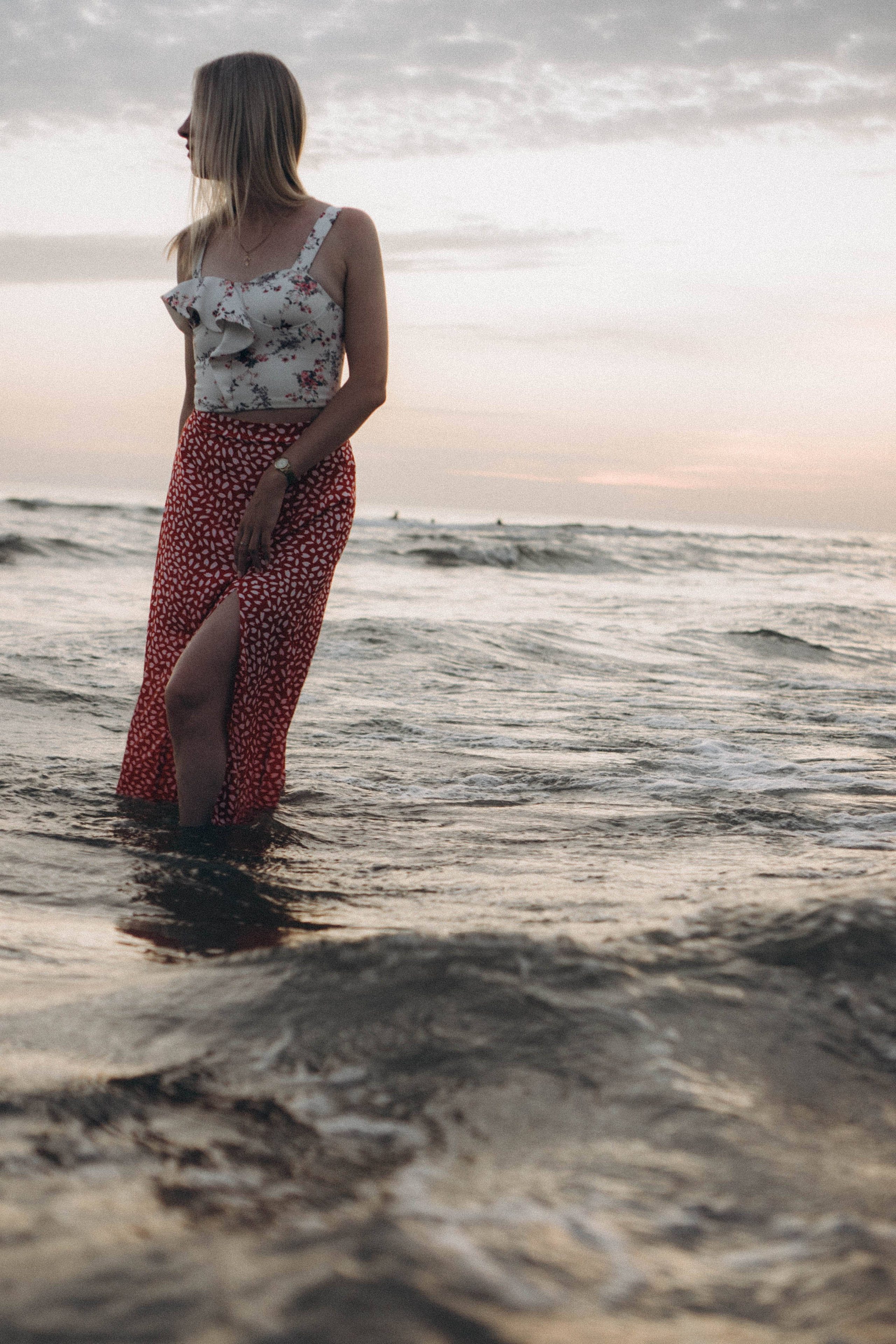 Июльский вечер на берегу черного моря. Профессиональный фотограф, Санкт-Петербург — Виктория Богомолова