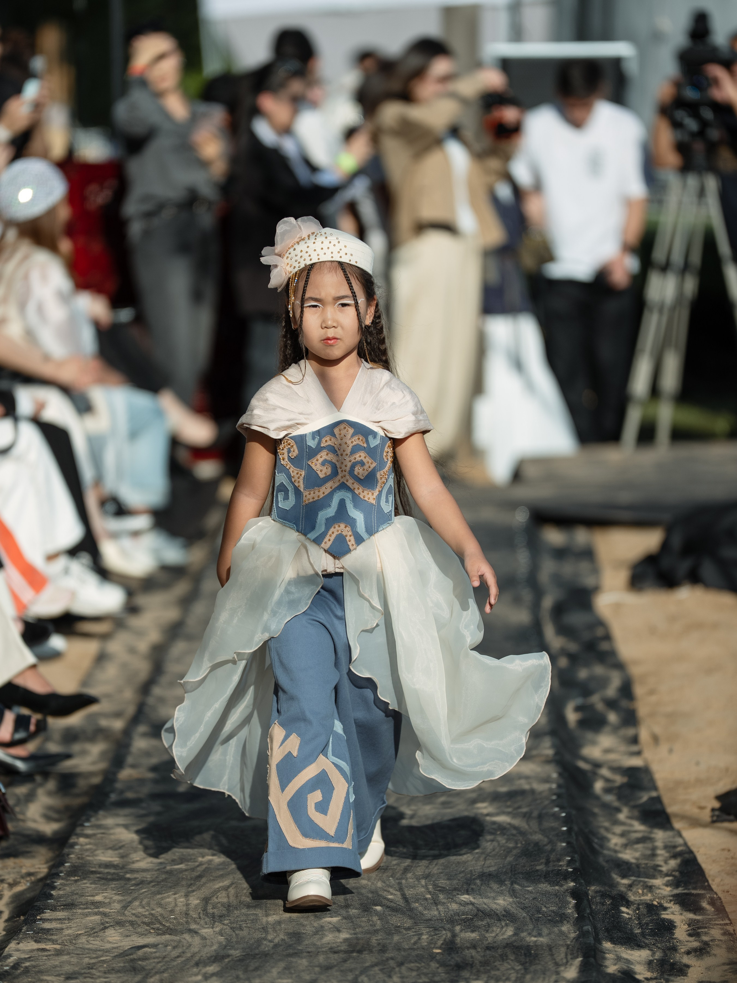 Brand Darideiya. Сайт Алматинского НЮ АРТ, будуар и фэшн фотографа Дениса Карпенко