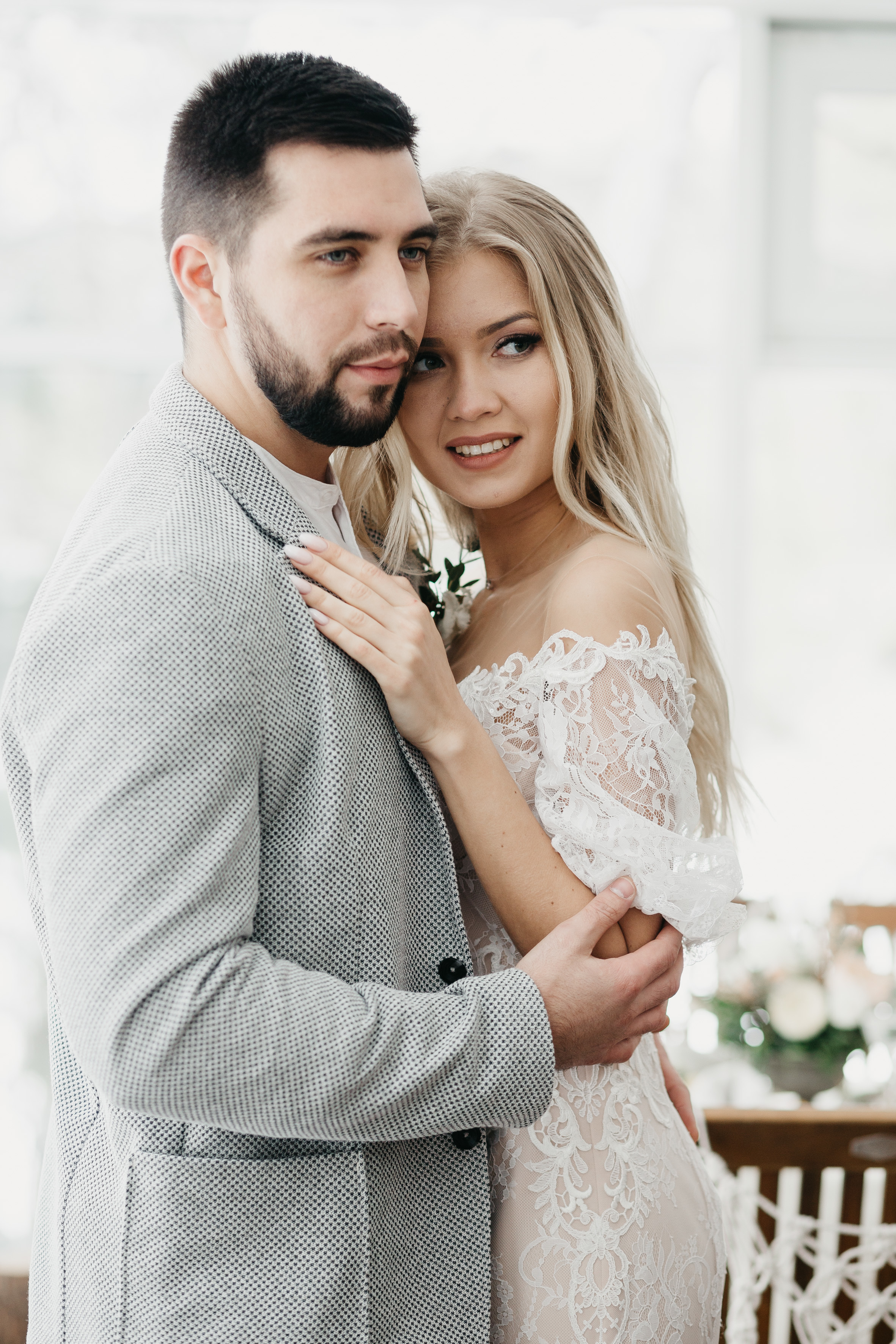 Свадебная прогулка в загородном отеле Pine River. Свадебный фотограф Калуга Москва Диана Румянцева