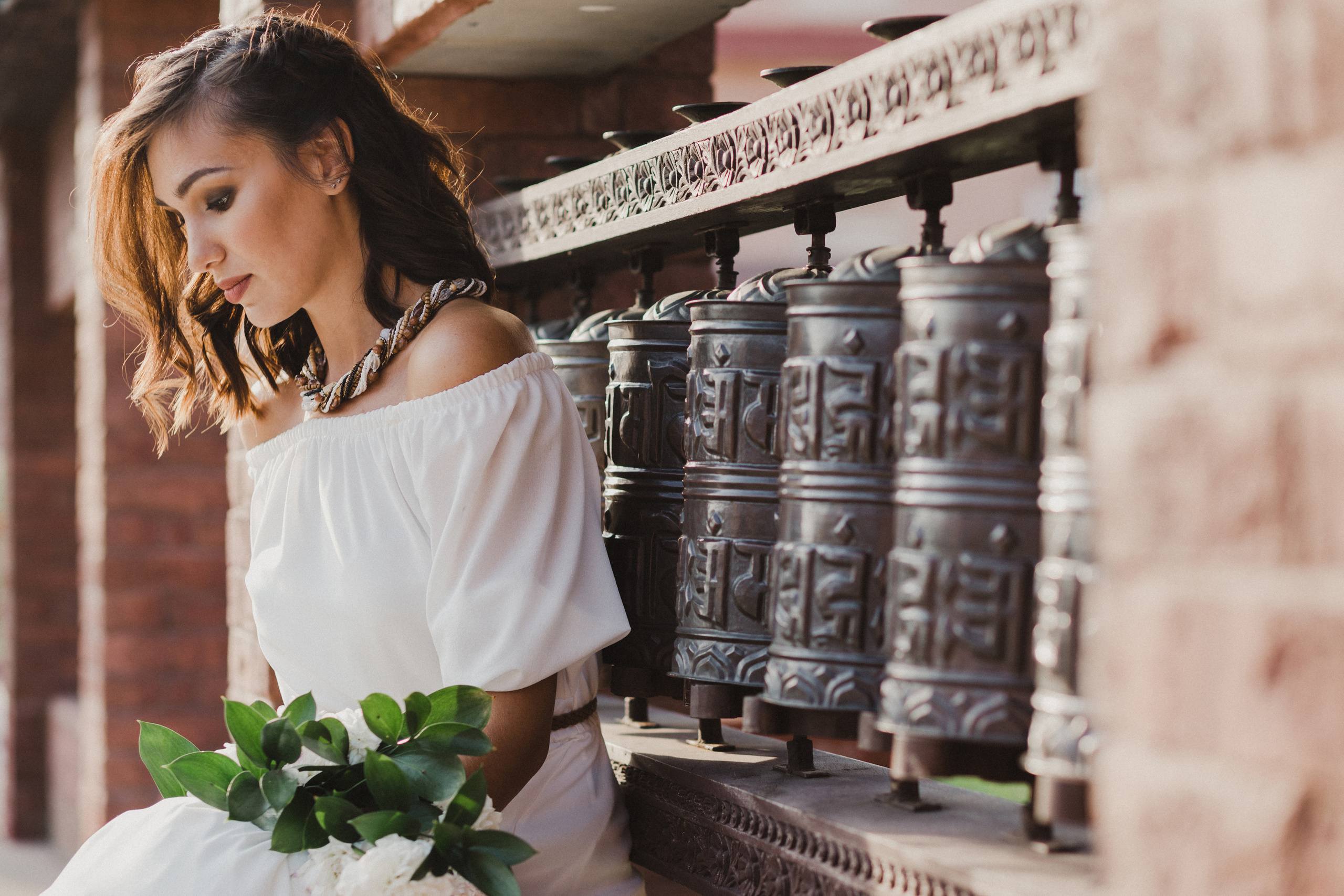 Свадебная прогулка в Этномире Свадебная фотосъемка в Этномире. Свадебный фотограф Калуга Москва Диана Румянцева