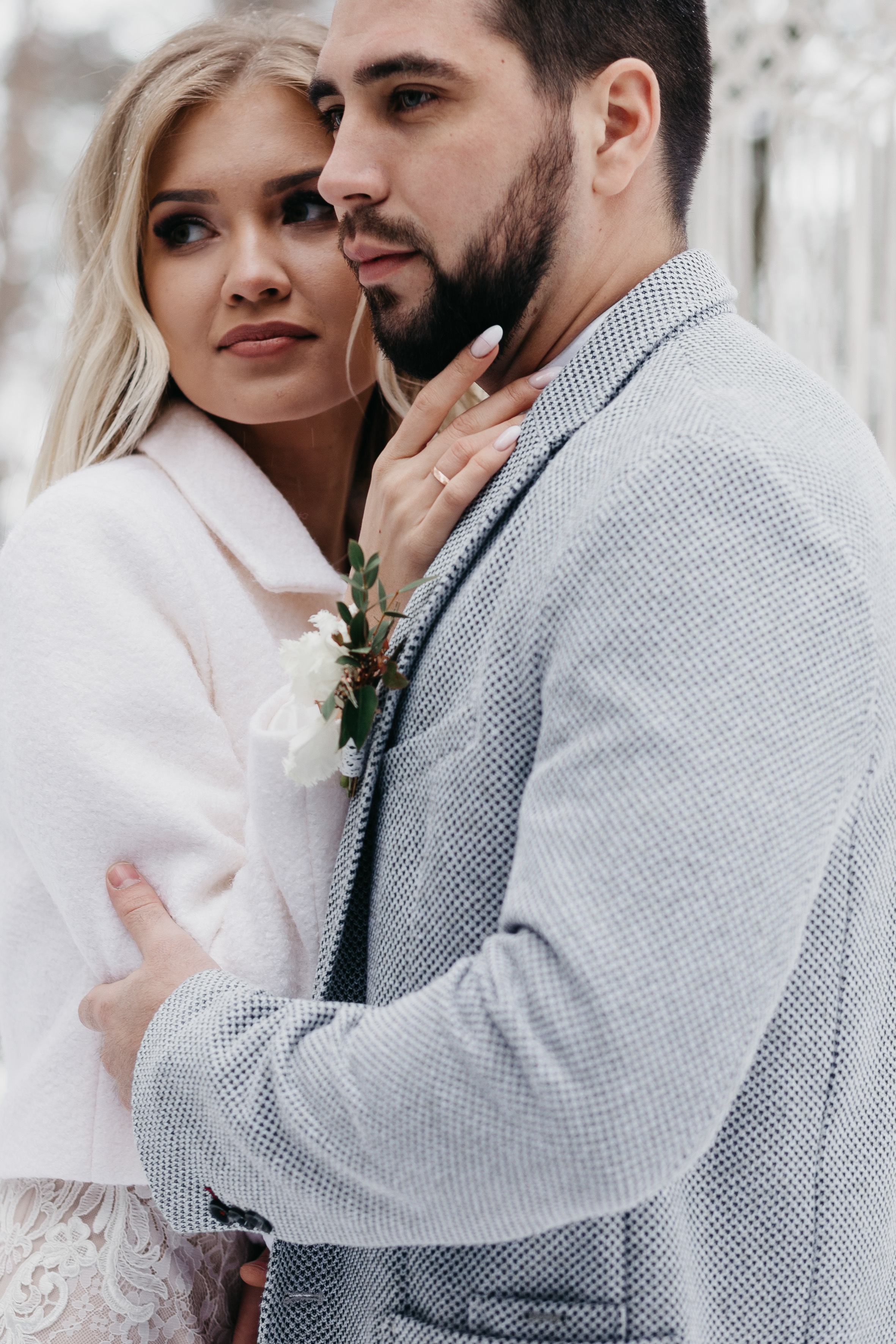 Свадебная прогулка в загородном отеле Pine River. Свадебный фотограф Калуга Москва Диана Румянцева