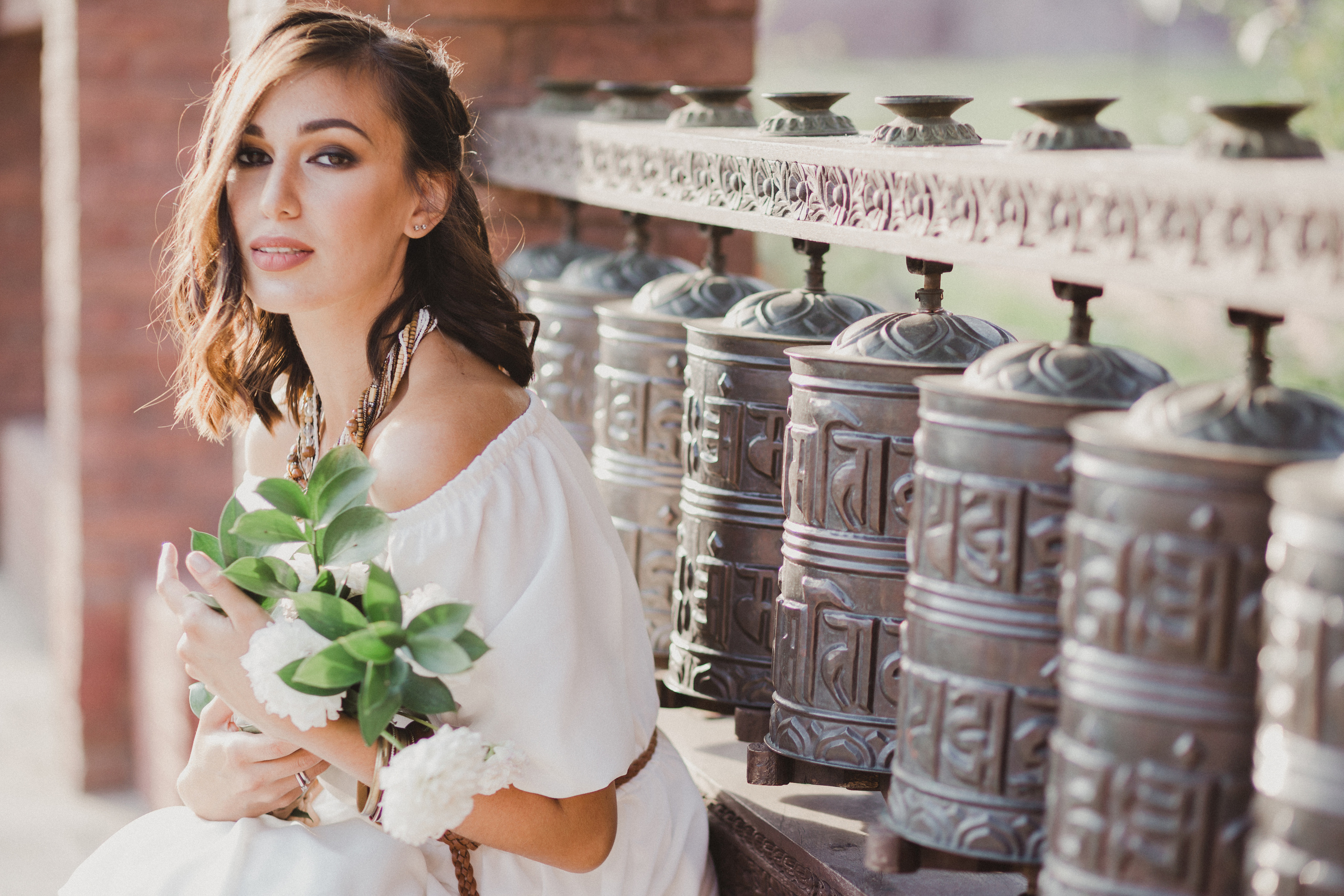 Свадебная прогулка в Этномире Свадебная фотосъемка в Этномире. Свадебный фотограф Калуга Москва Диана Румянцева