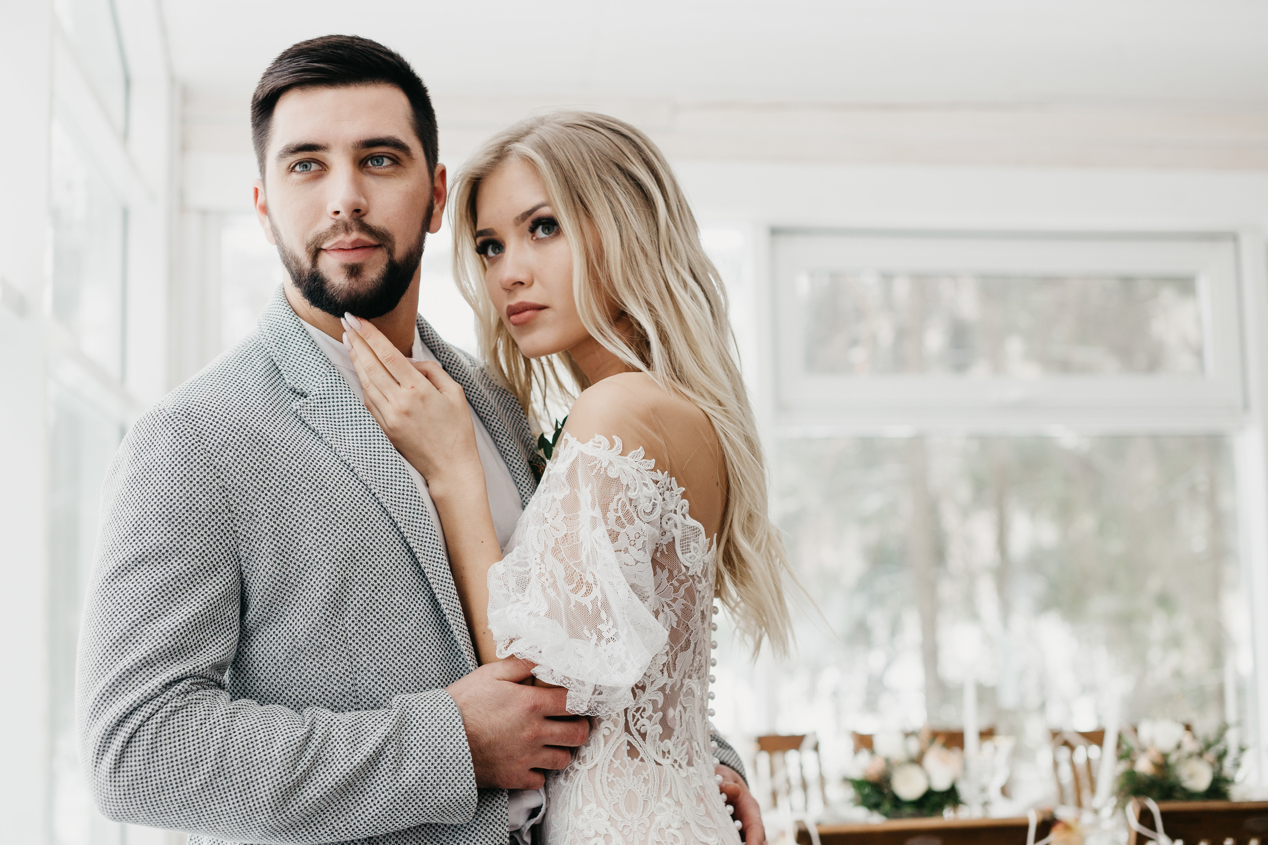 Свадебная прогулка в загородном отеле Pine River. Свадебный фотограф Калуга Москва Диана Румянцева