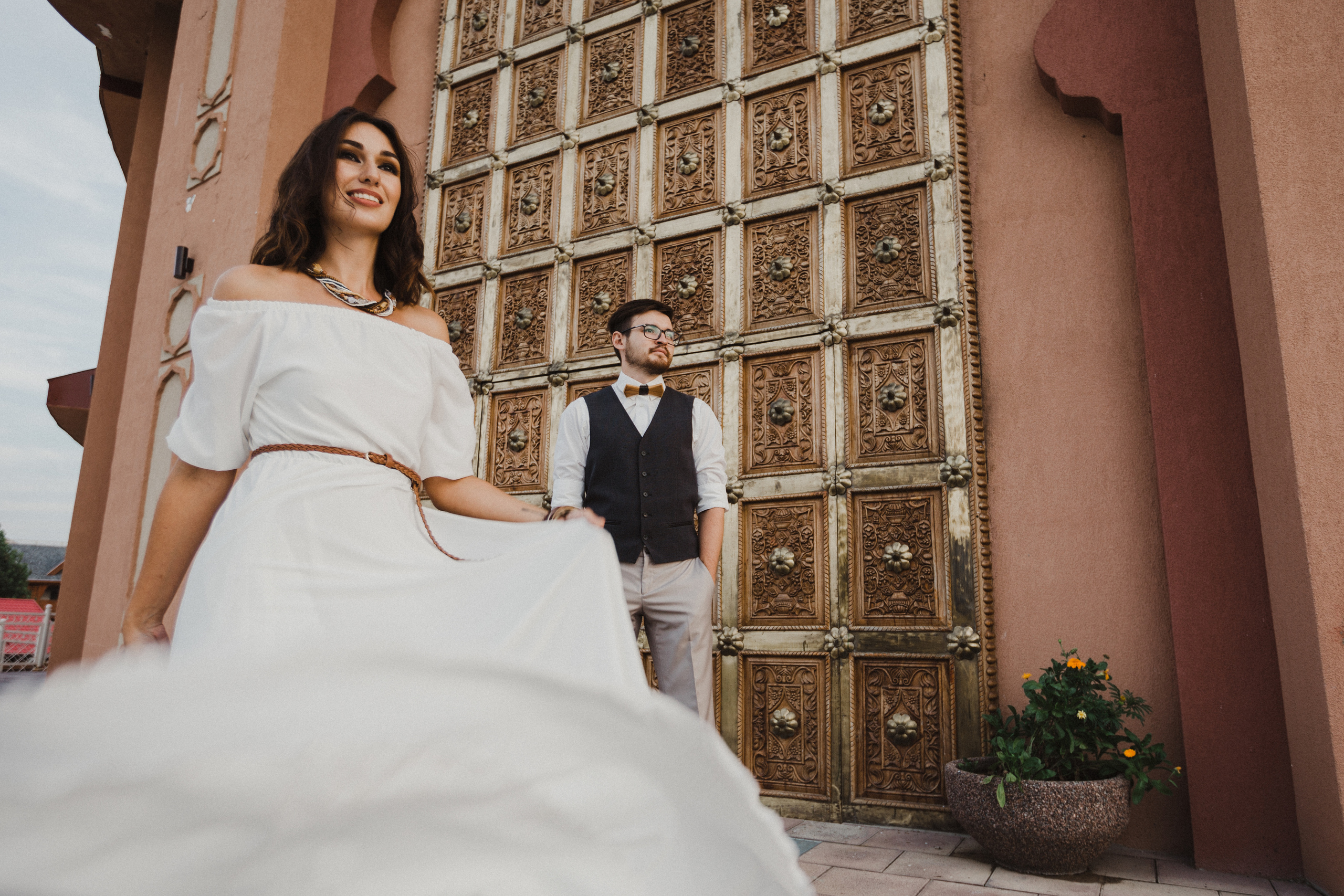 Свадебная прогулка в Этномире Свадебная фотосъемка в Этномире. Свадебный фотограф Калуга Москва Диана Румянцева